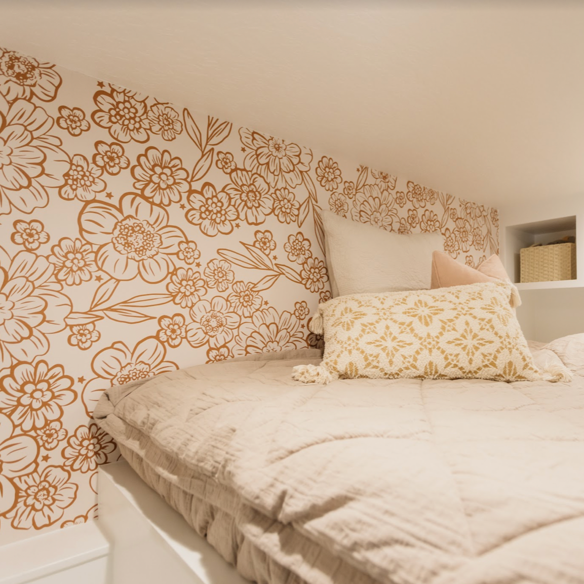 June Wallpaper By Golden June