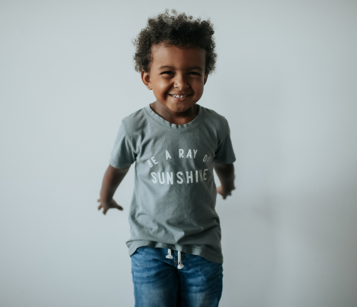 Legacy Tee | Sunshine On Seaglass Gray