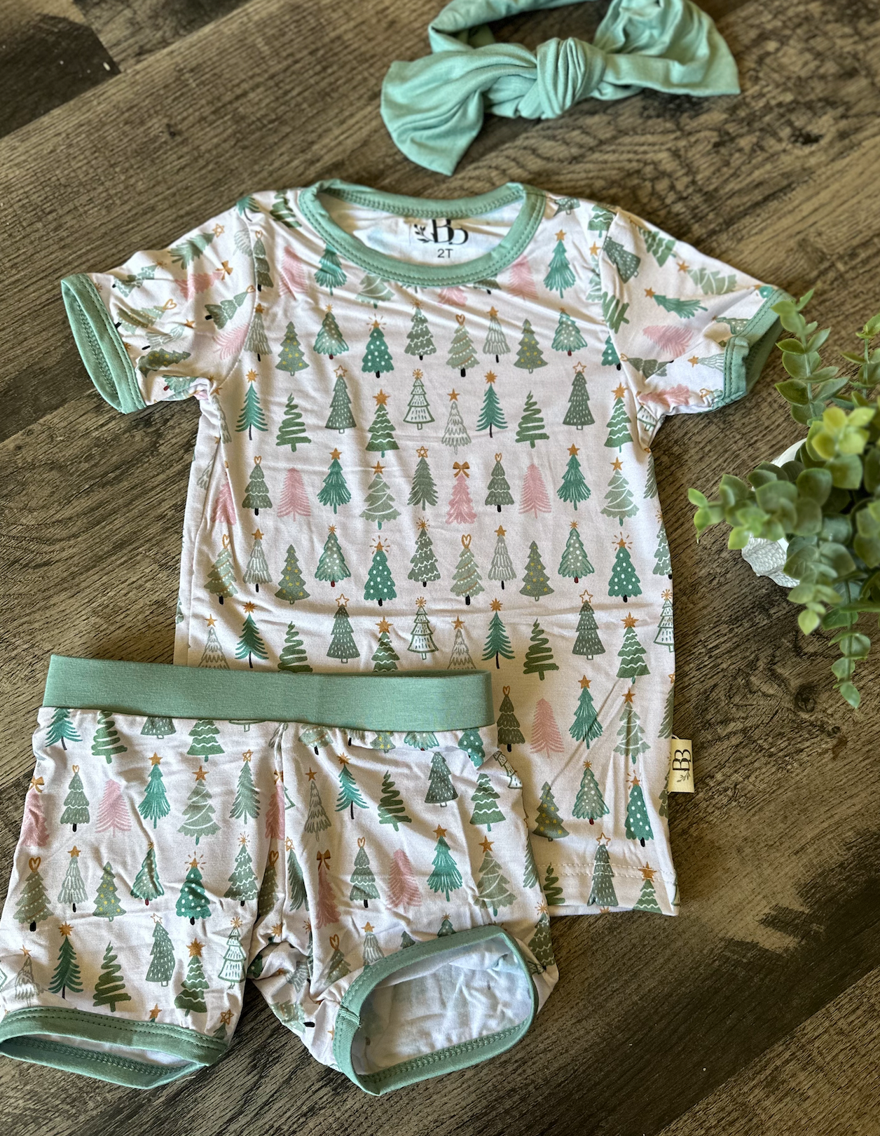 Oh Christmas Tree 2 Pc Short Sleeve Lounge Set