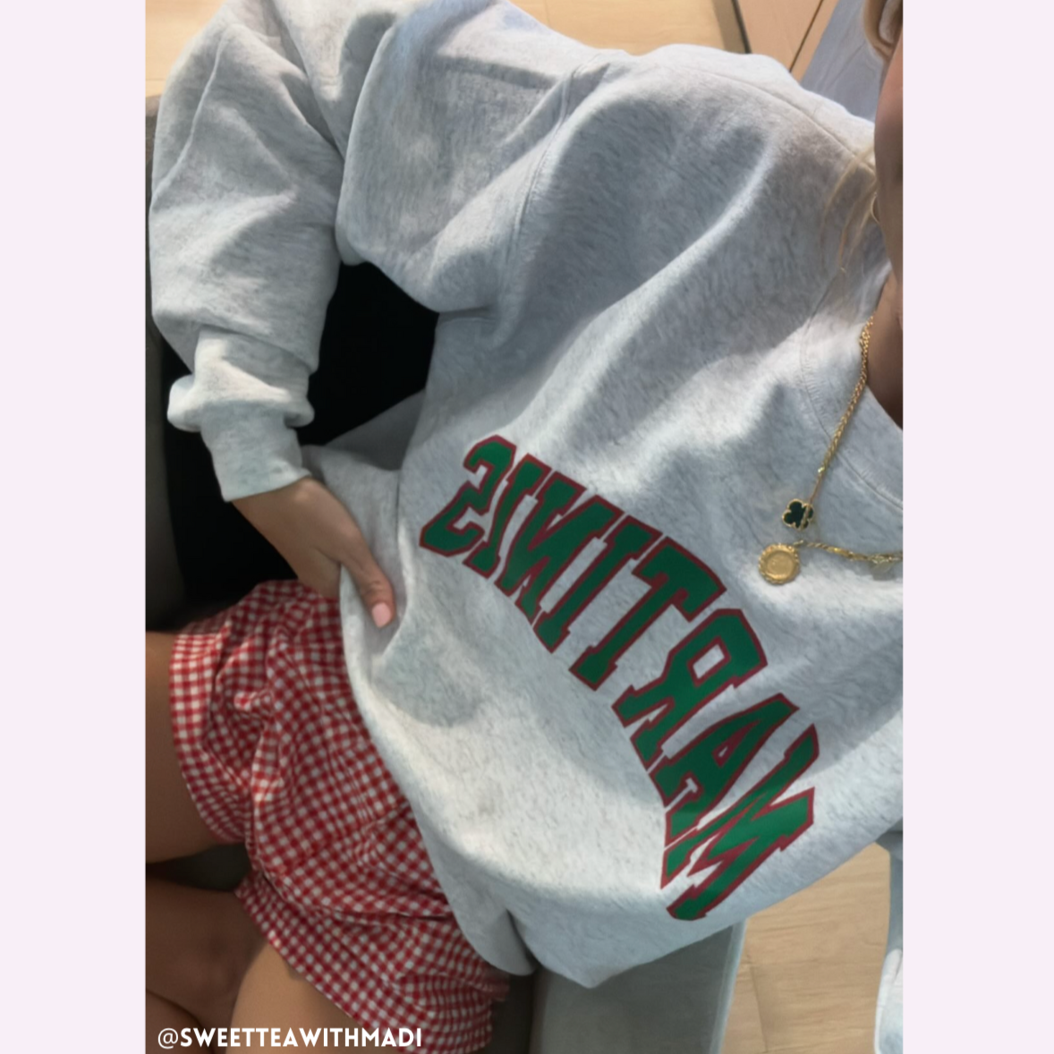 Martinis ♡ Sweatshirt With Customizable Cuff