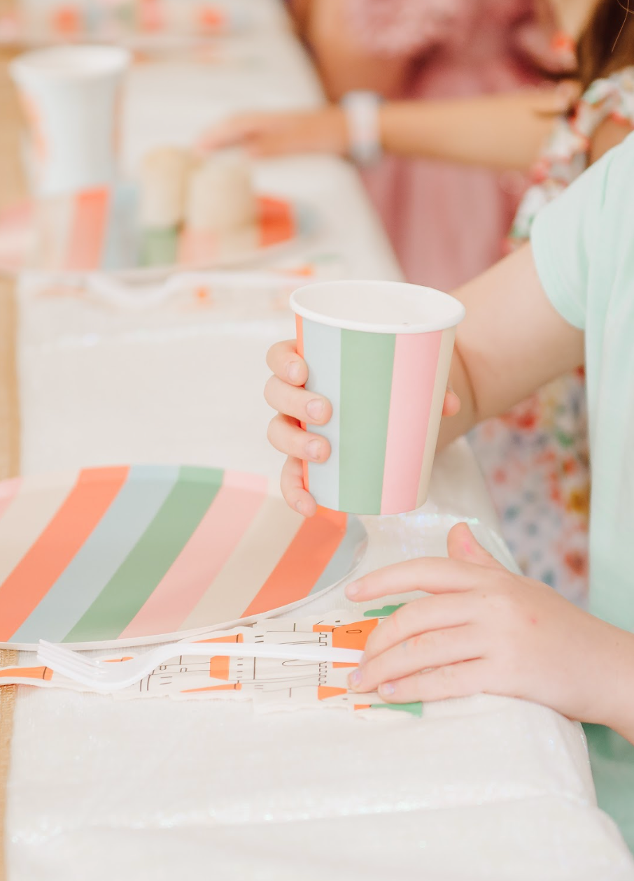 Mirror Mirror And Striped Cups (x 12) - Princess Party