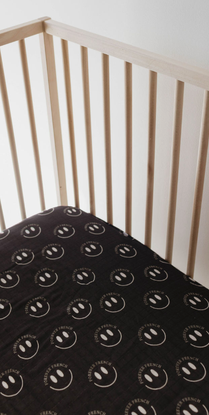 Muslin Crib Sheet | Charcoal & White Ff Smile