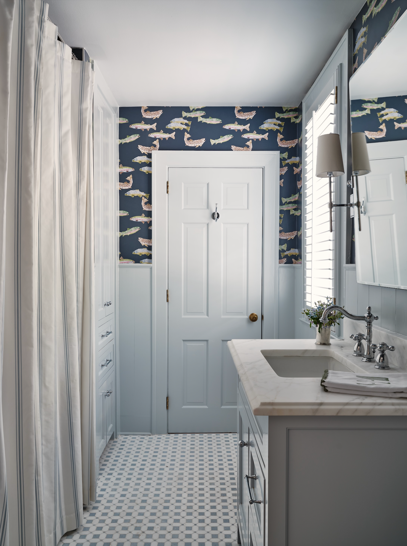 Tight Lines In Navy Wallpaper