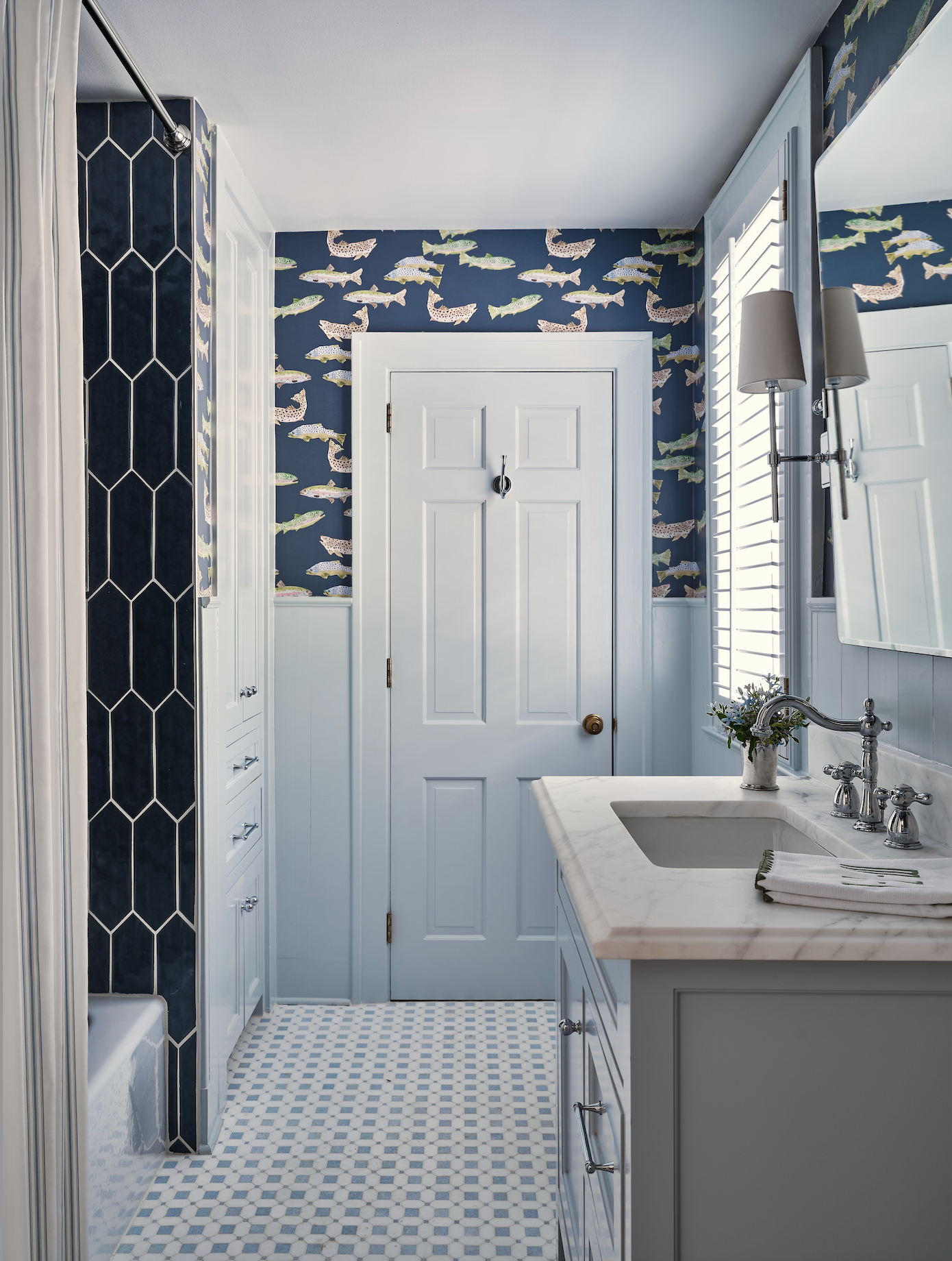 Tight Lines In Navy Wallpaper