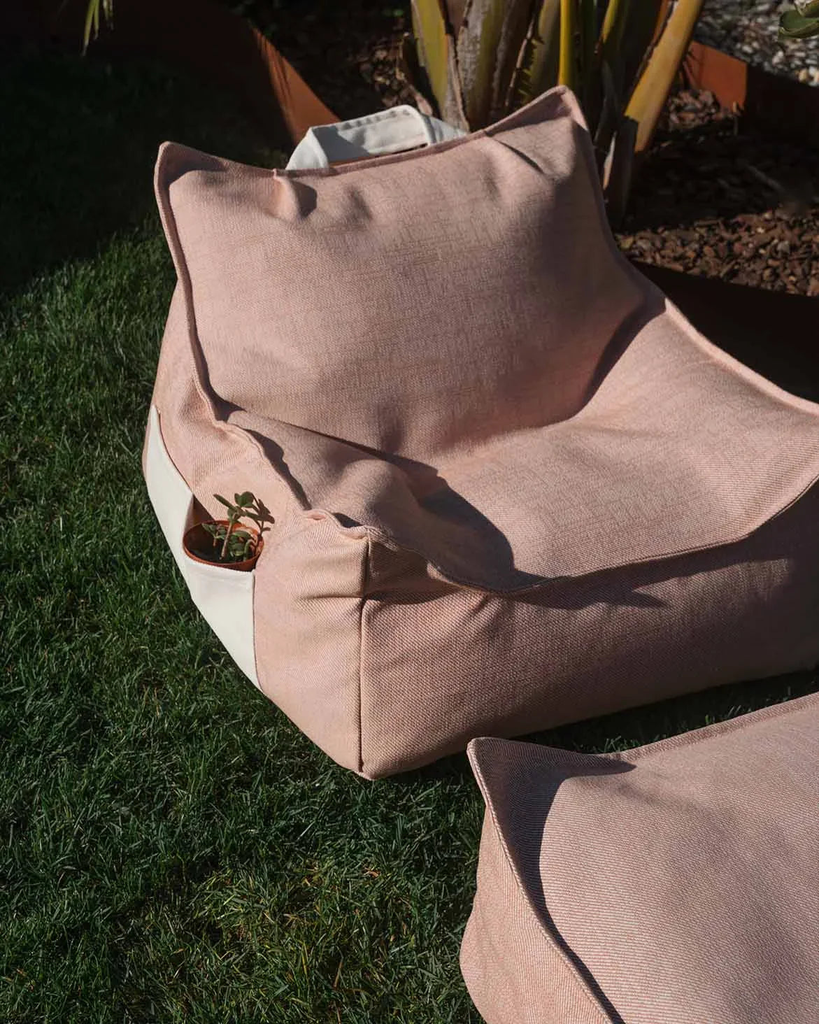 Seashell Outdoor Beanbag Chair & Ottoman Set