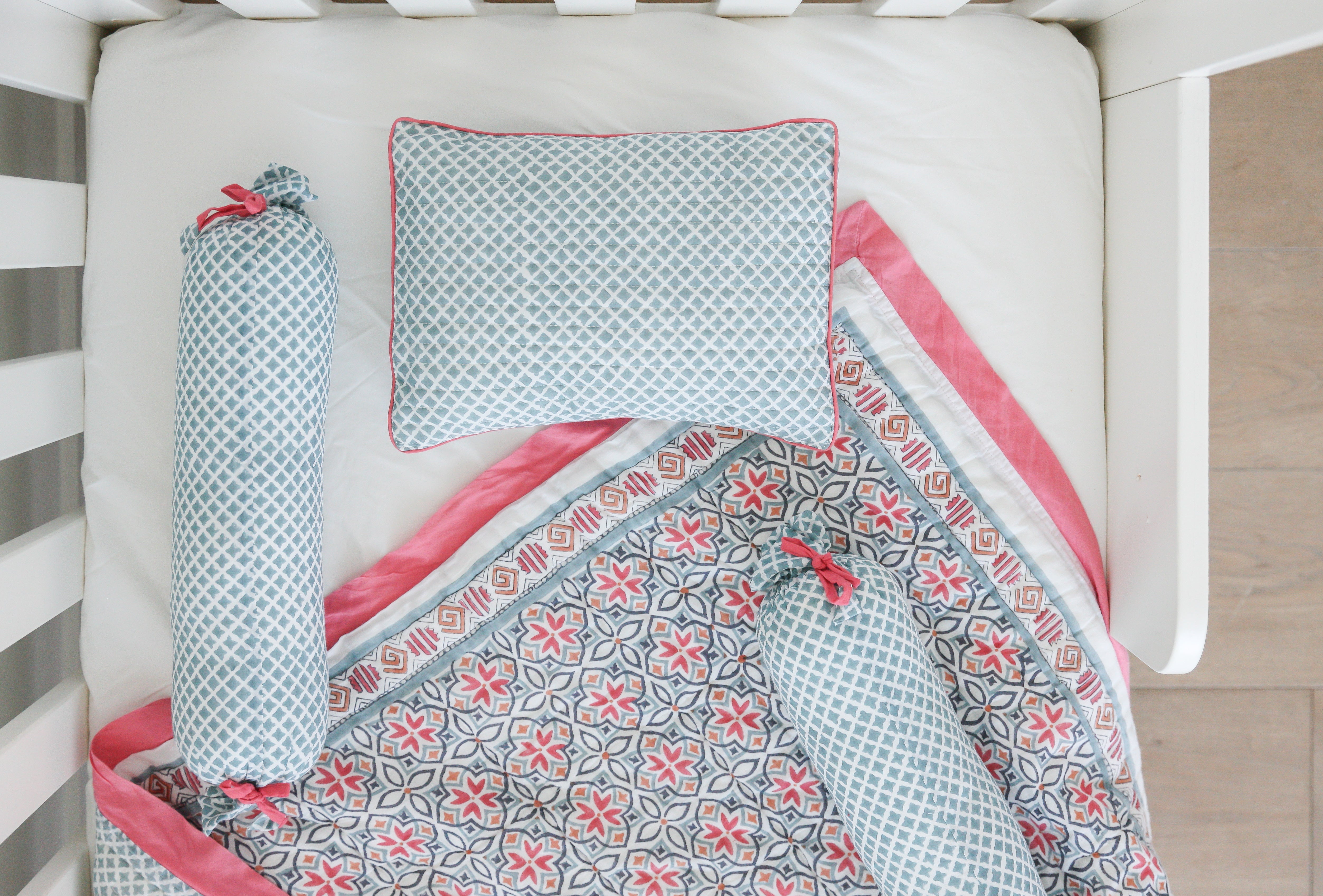 SEMINYAK PINK CRIB BEDDING SET (4-Piece)