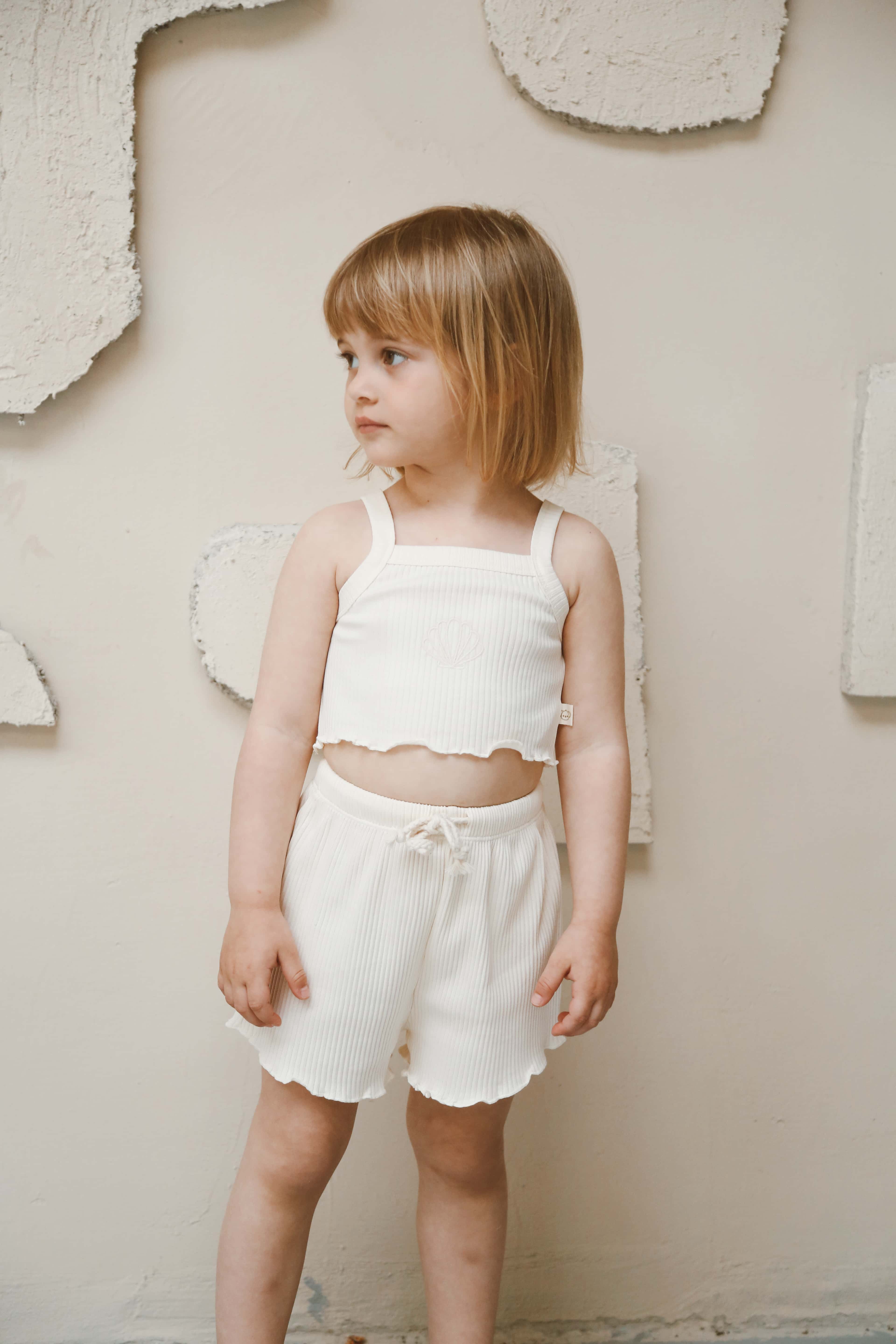 White Crop-short Set