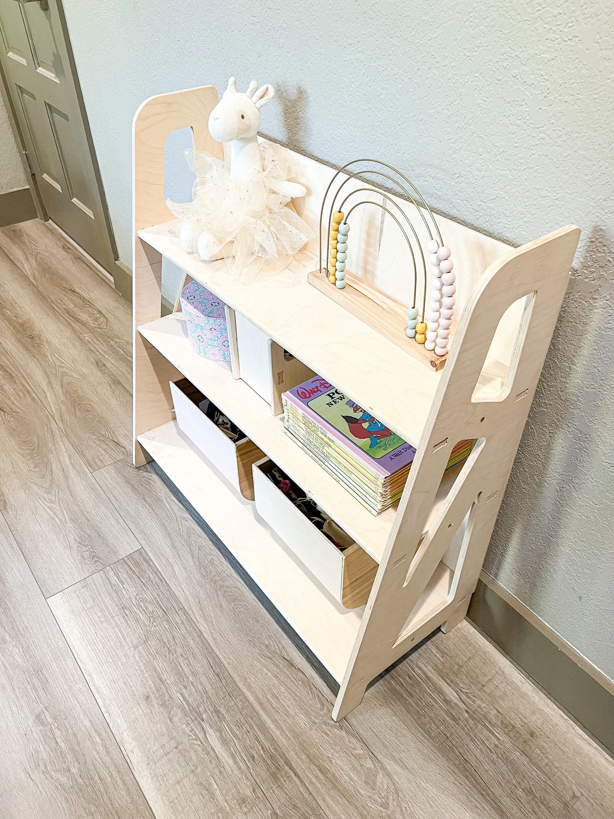Sienna- Toy Shelf