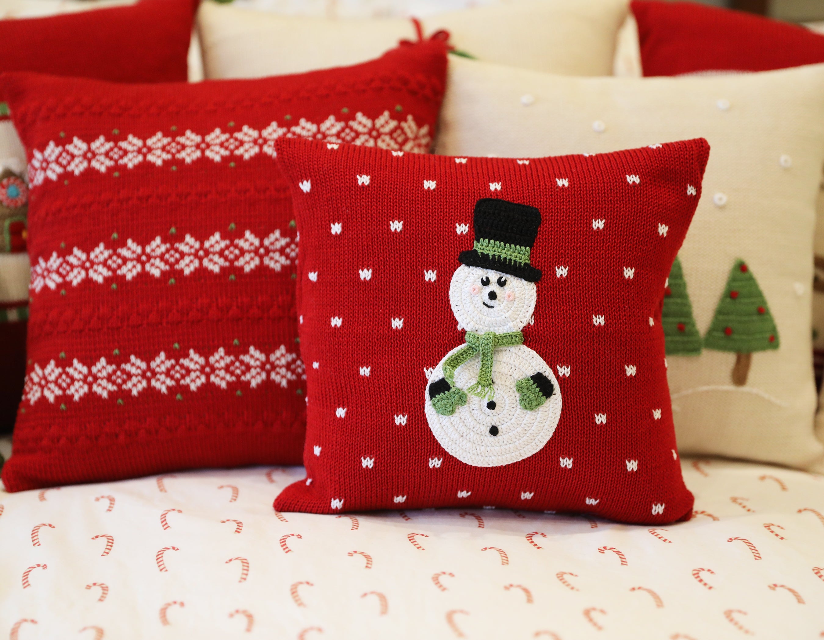 Snowman 10" Pillow