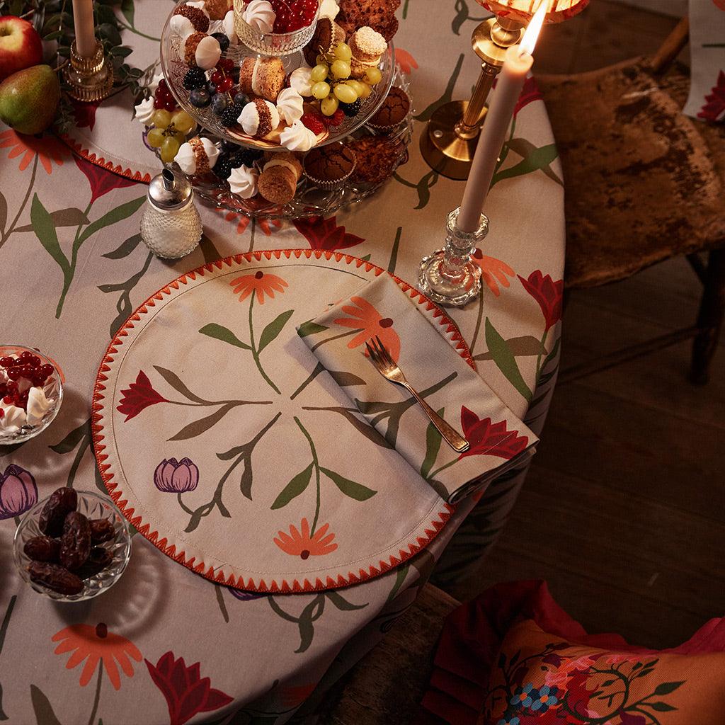 6 Round Placemats Picnic On The Meadow