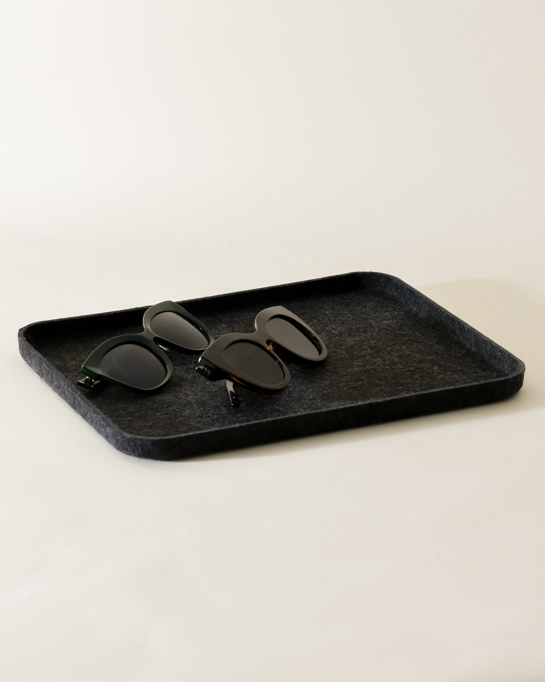 The Sculpted Bin - Wide With Lid | Set Of 3