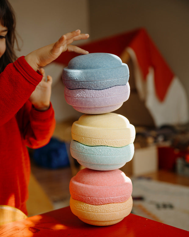 Stapelstein Original Mini Rainbow – Toddler Balance Stones, 6 Pc