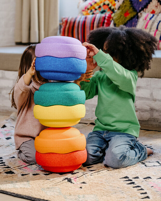 Stapelstein Original Rainbow – Colorful Stacking Climbing Stones
