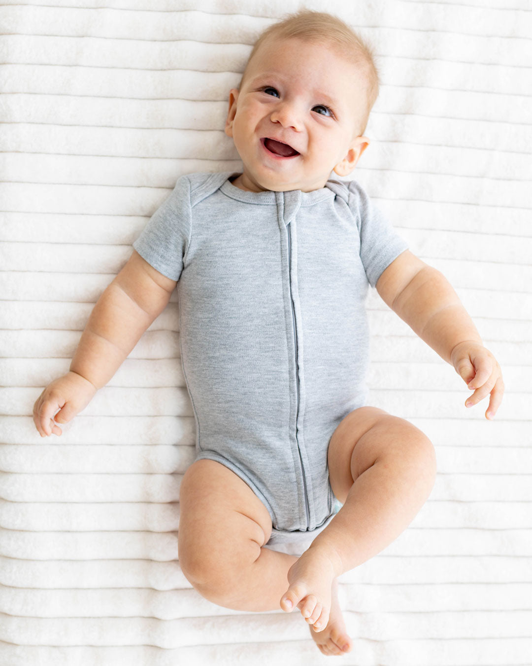 Short Sleeve Zipper Bodysuit In Storm, 9-12m