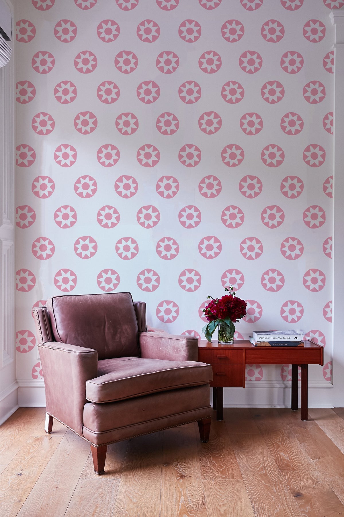 'sun Dial' Wallpaper By Tea Collection - Bubblegum