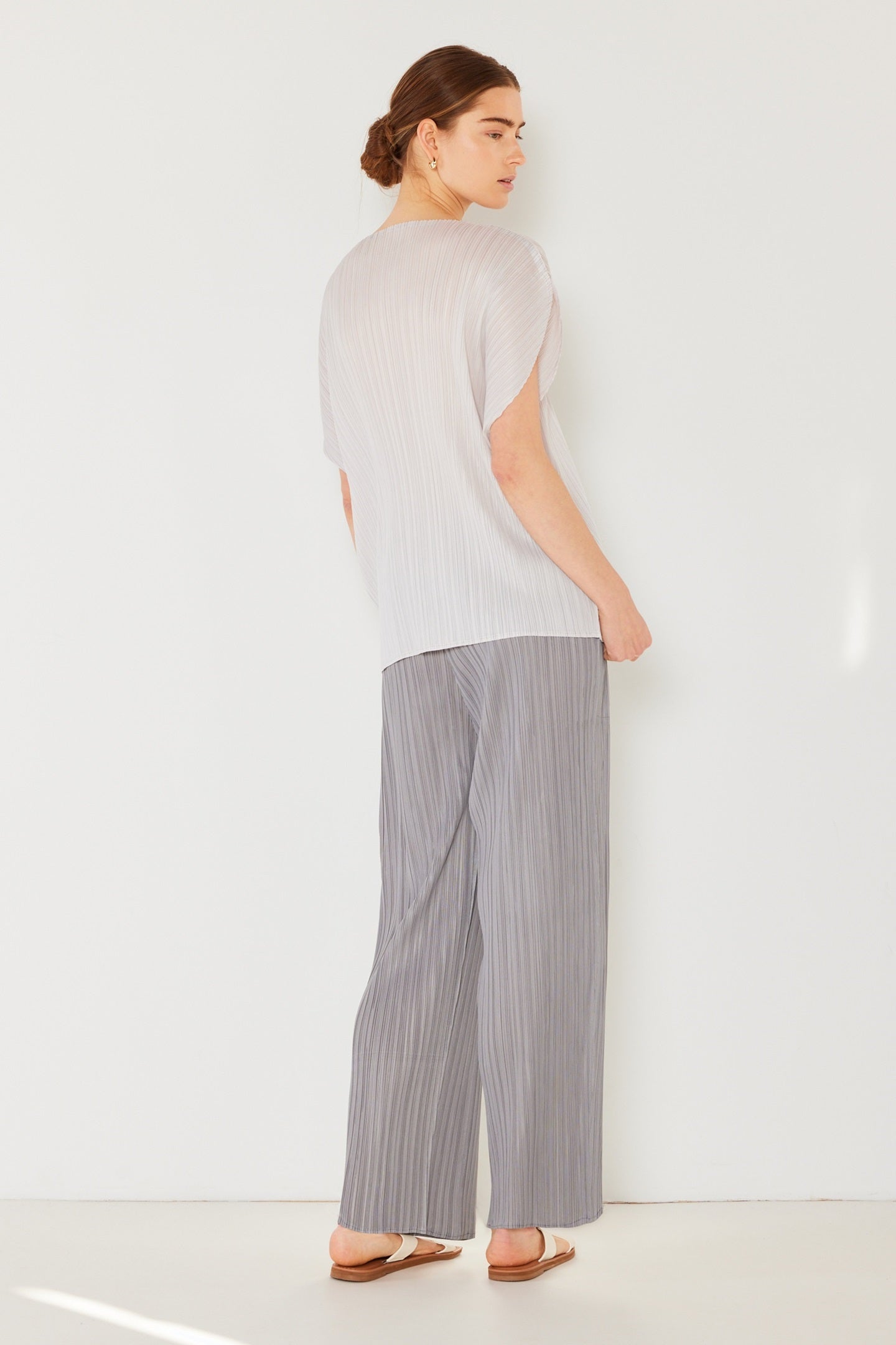 Pleated Oversize Dolman Sleeve Top - T02sr_lt. Gray