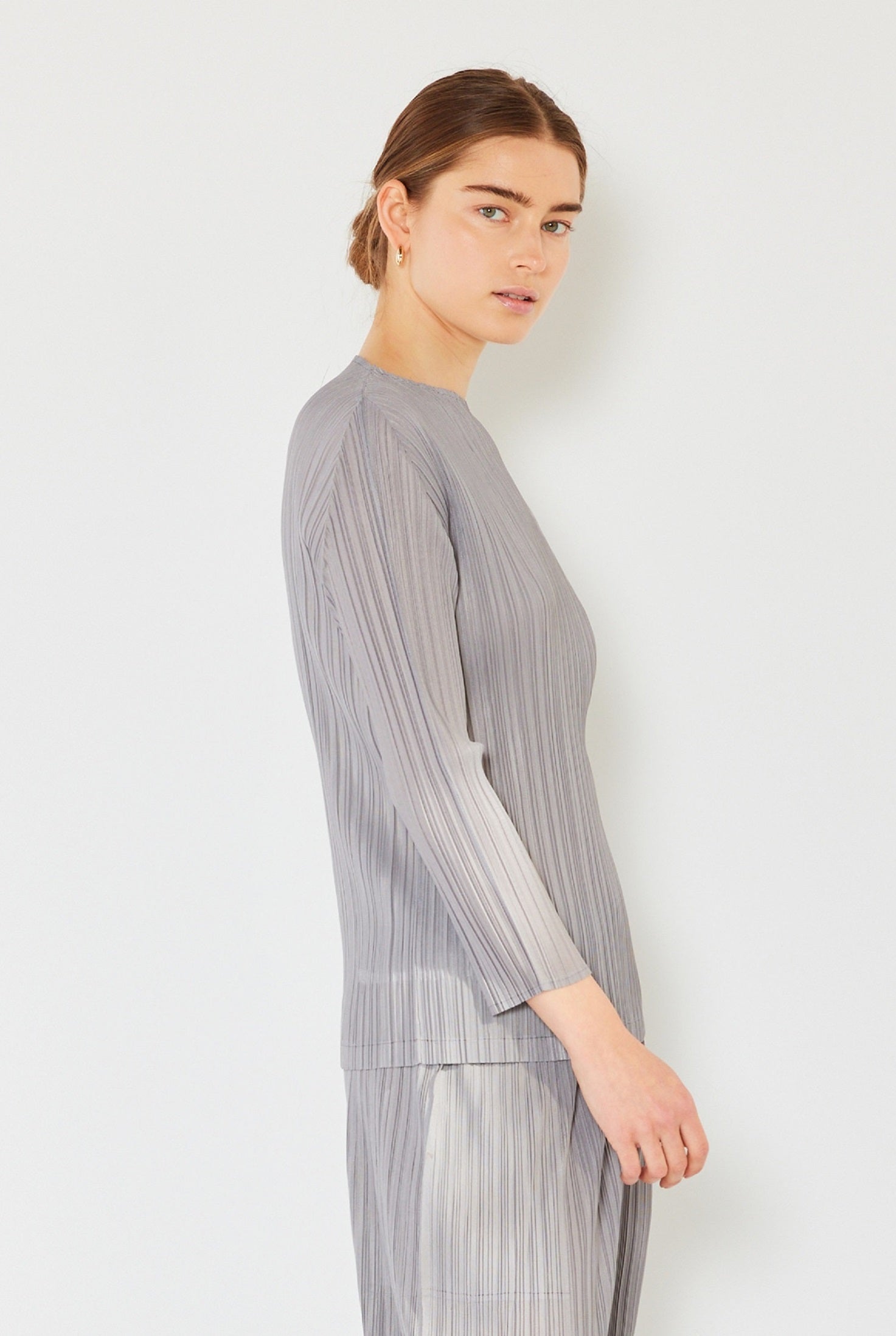 Pleated Long Sleeve Boatneck Top - T04ls_gray