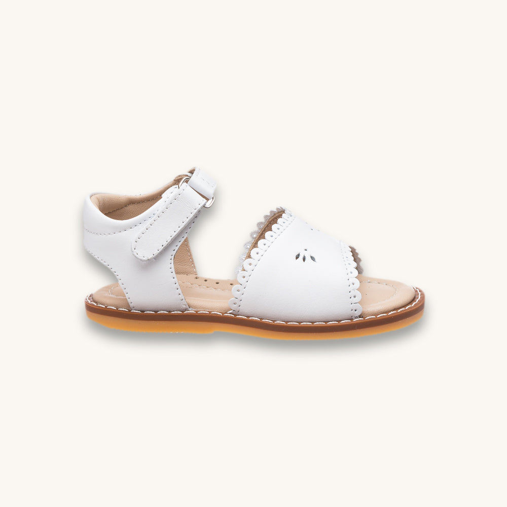Classic Sandal With Scallop Toddler White