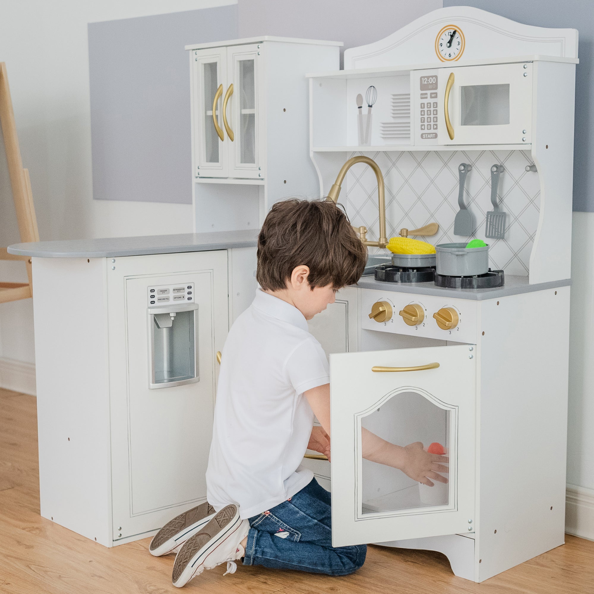 Little Chef Upper East Retro Play Kitchen With Effects, White