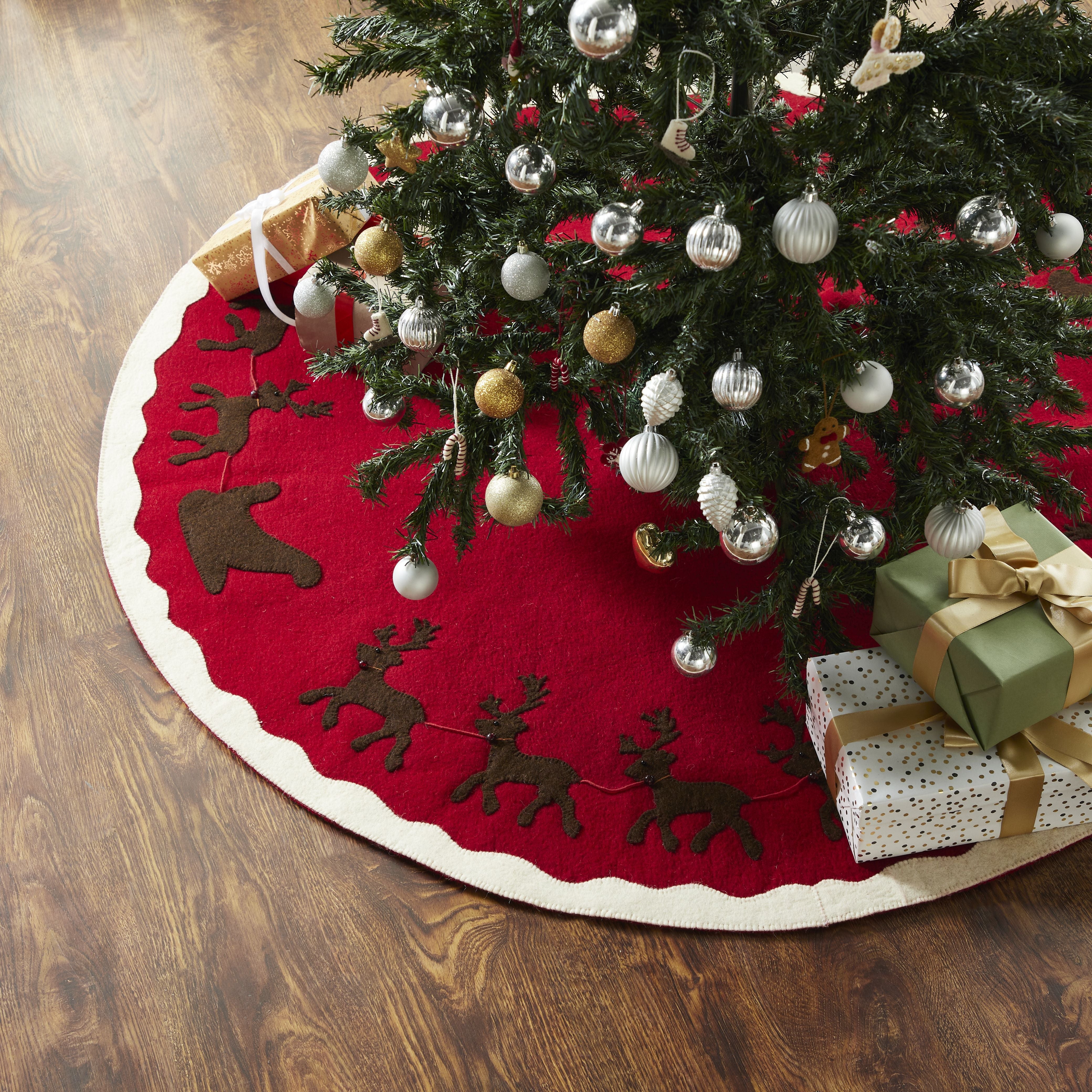 Handmade Christmas Tree Skirt In Felt - Sleigh And Reindeer On Red - 60"