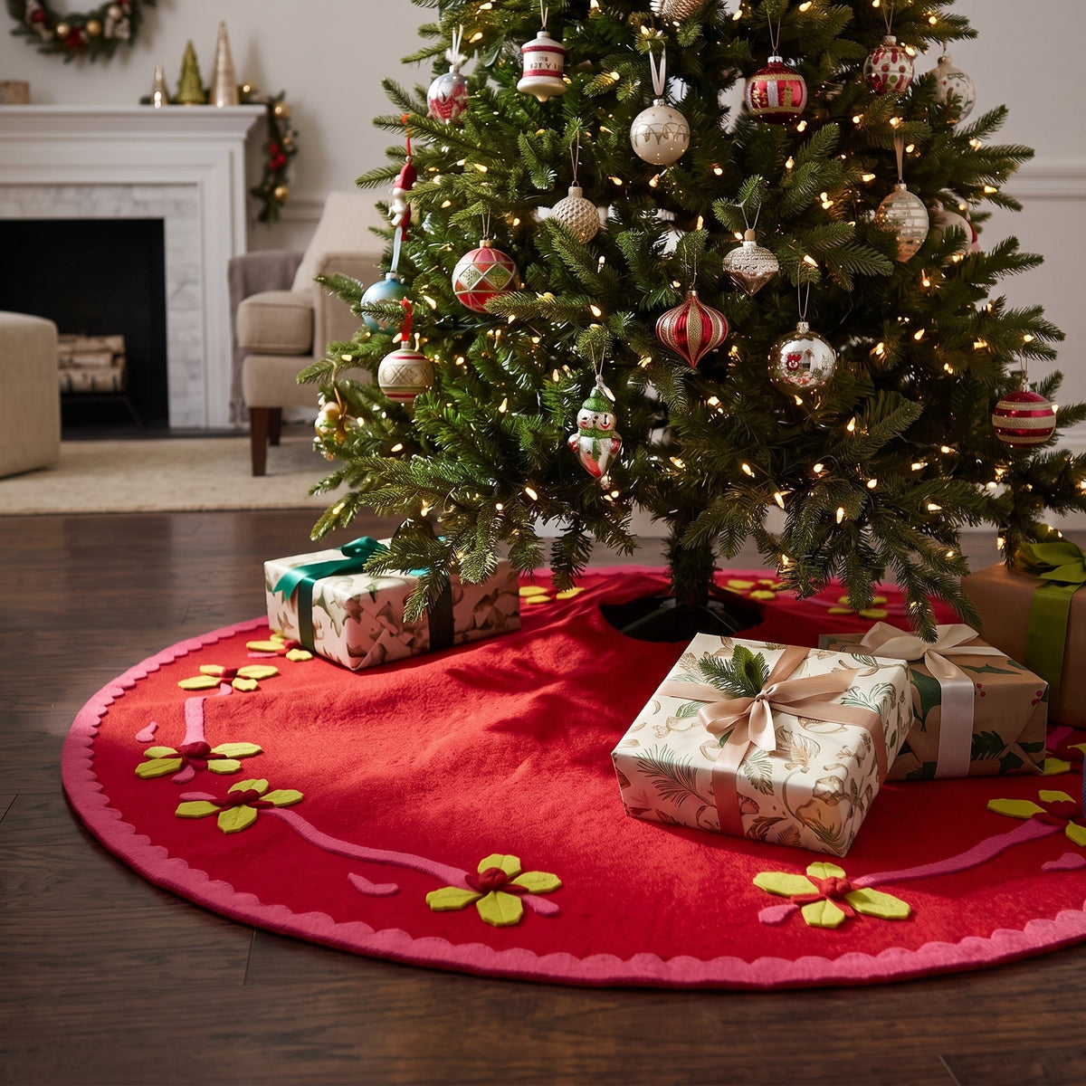Handmade Christmas Tree Skirt In Felt - Berries On Red - 60"