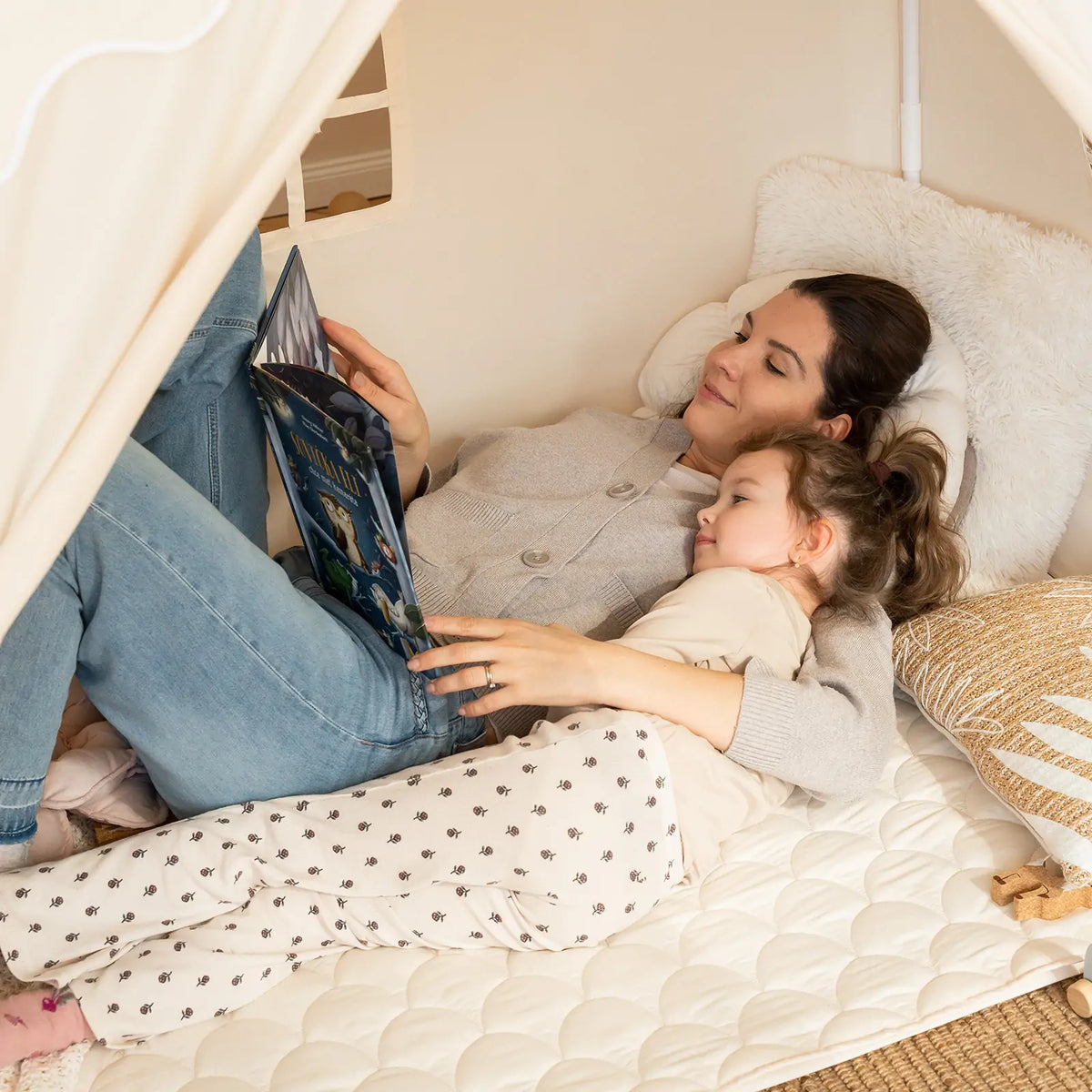 ® Kids Tent – Large Cozy Tent With Star Lights