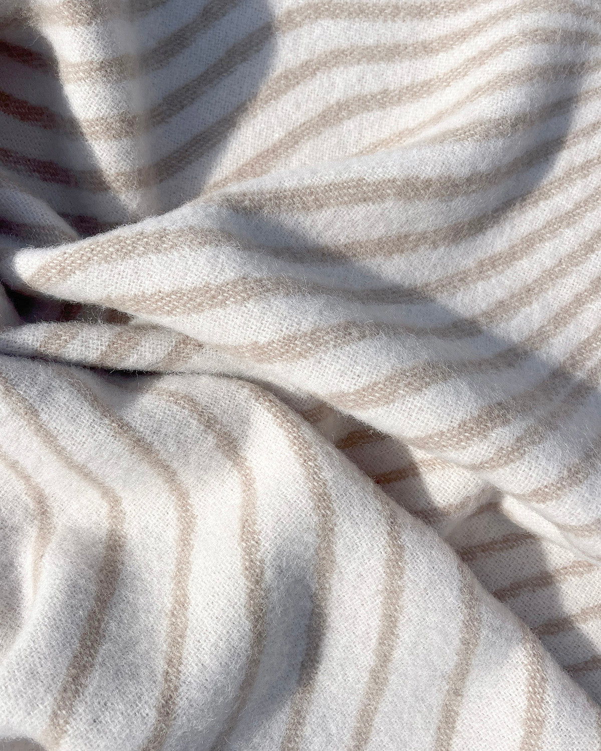 Blanket Moooi Techno Bee Coffee Cream