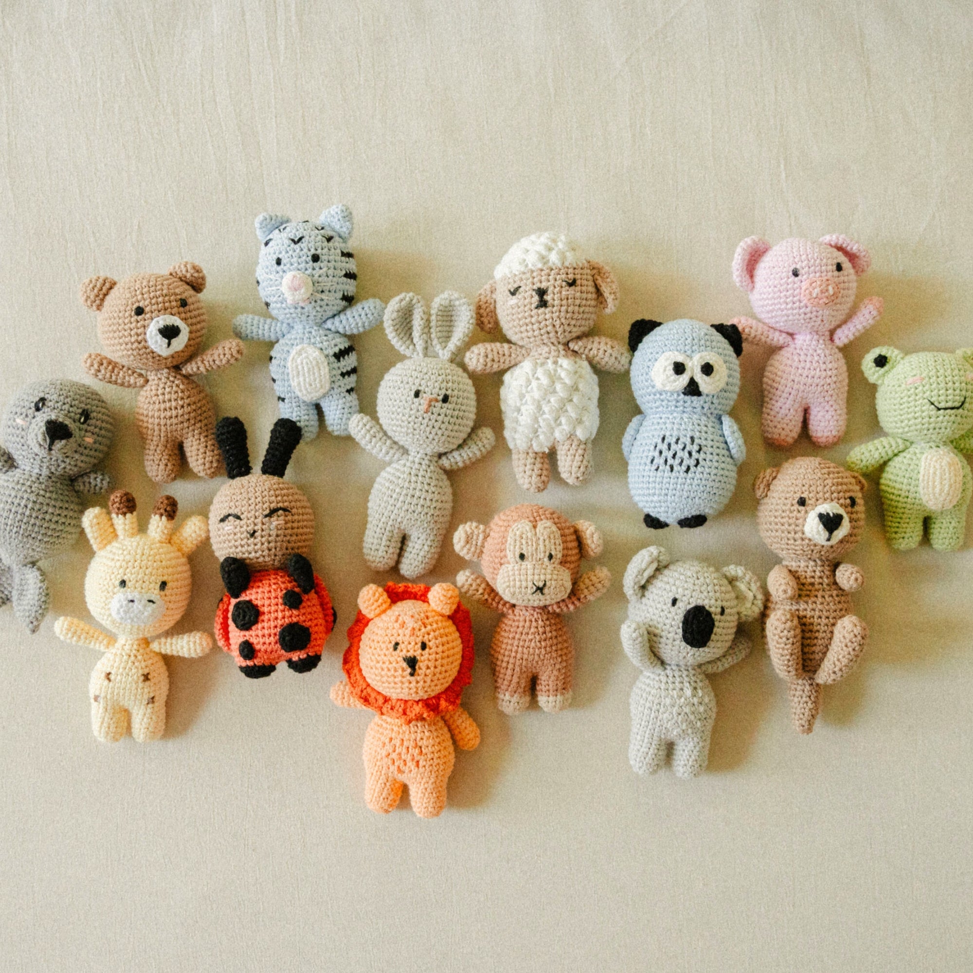 The Whole  - Collection Of 14 *includes Baskets