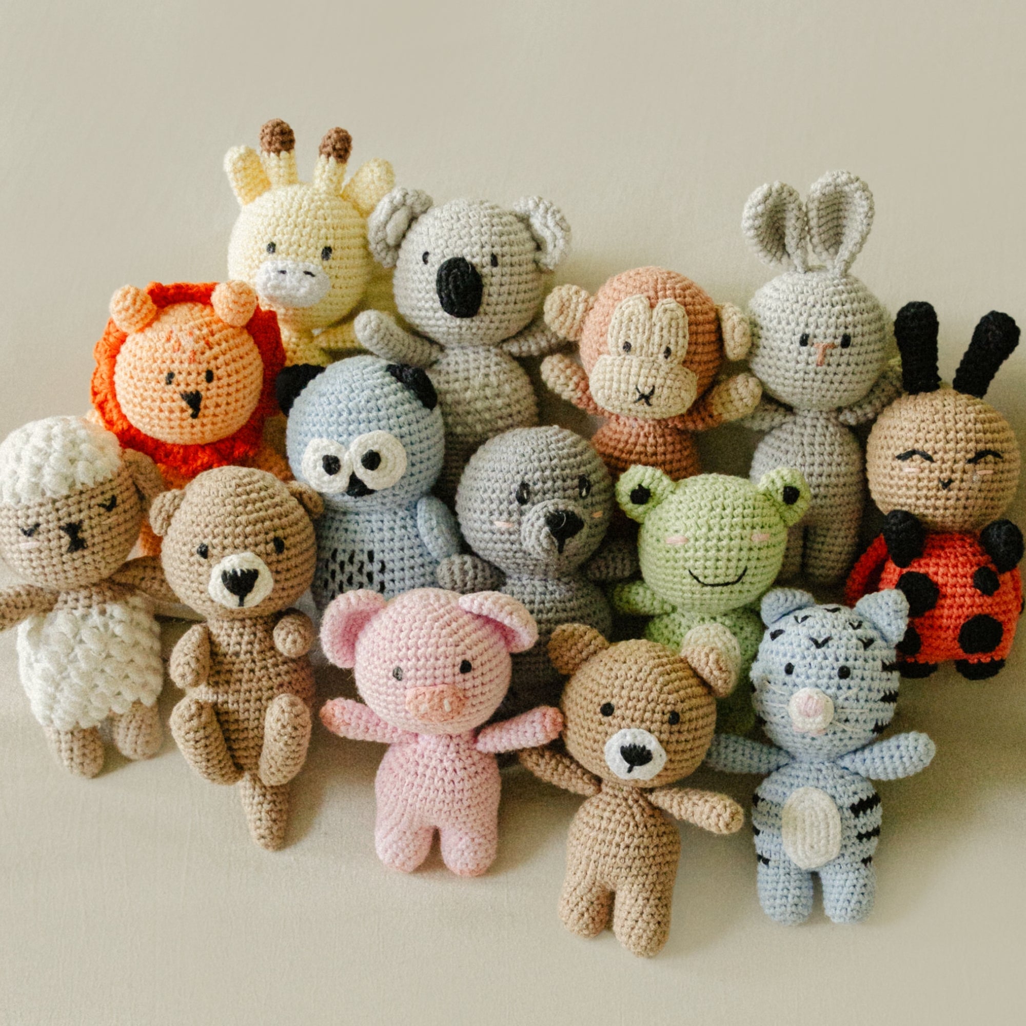 The Whole  - Collection Of 14 *includes Baskets