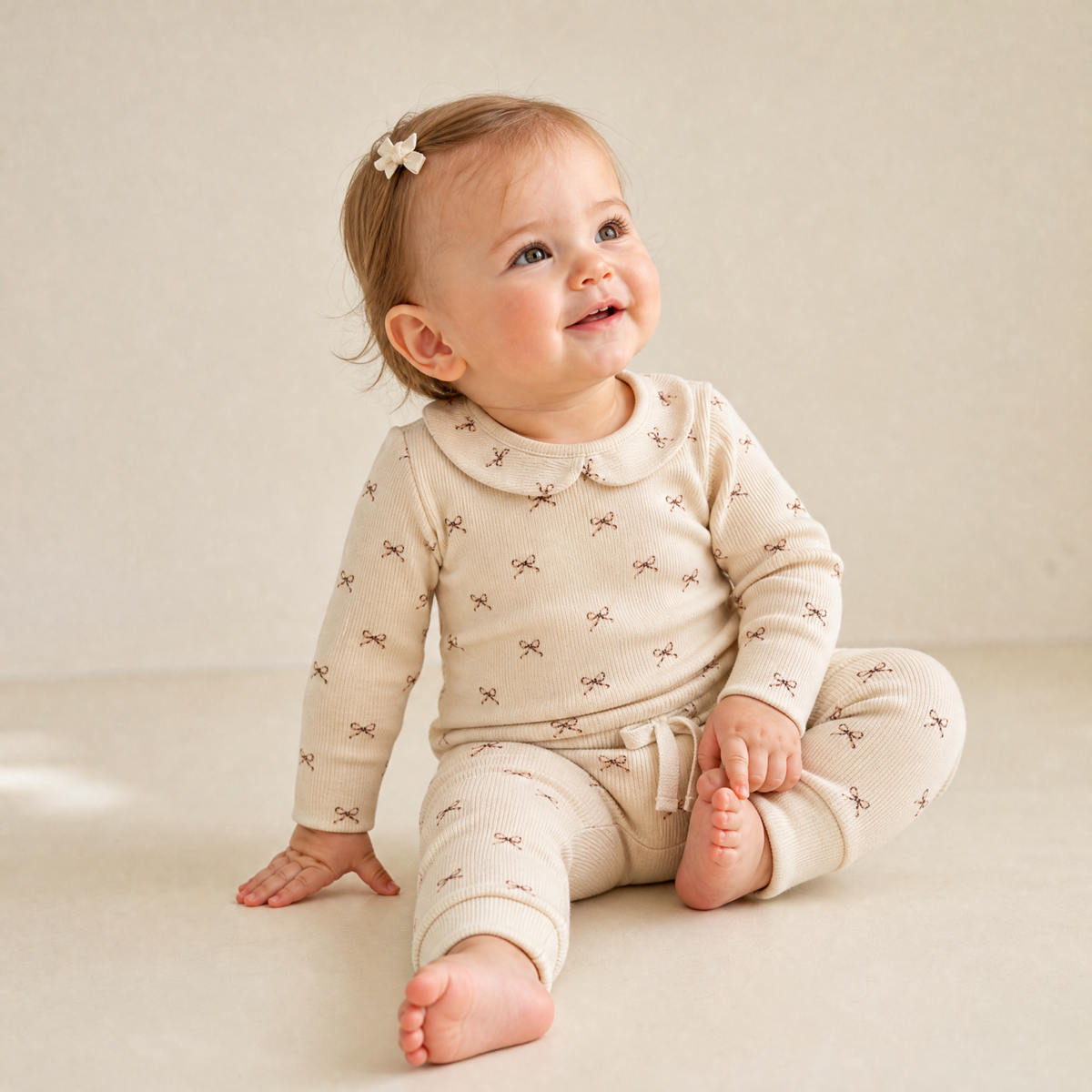 Organic Ruffle Collar Onesie & Pants Set - Tiny Bows