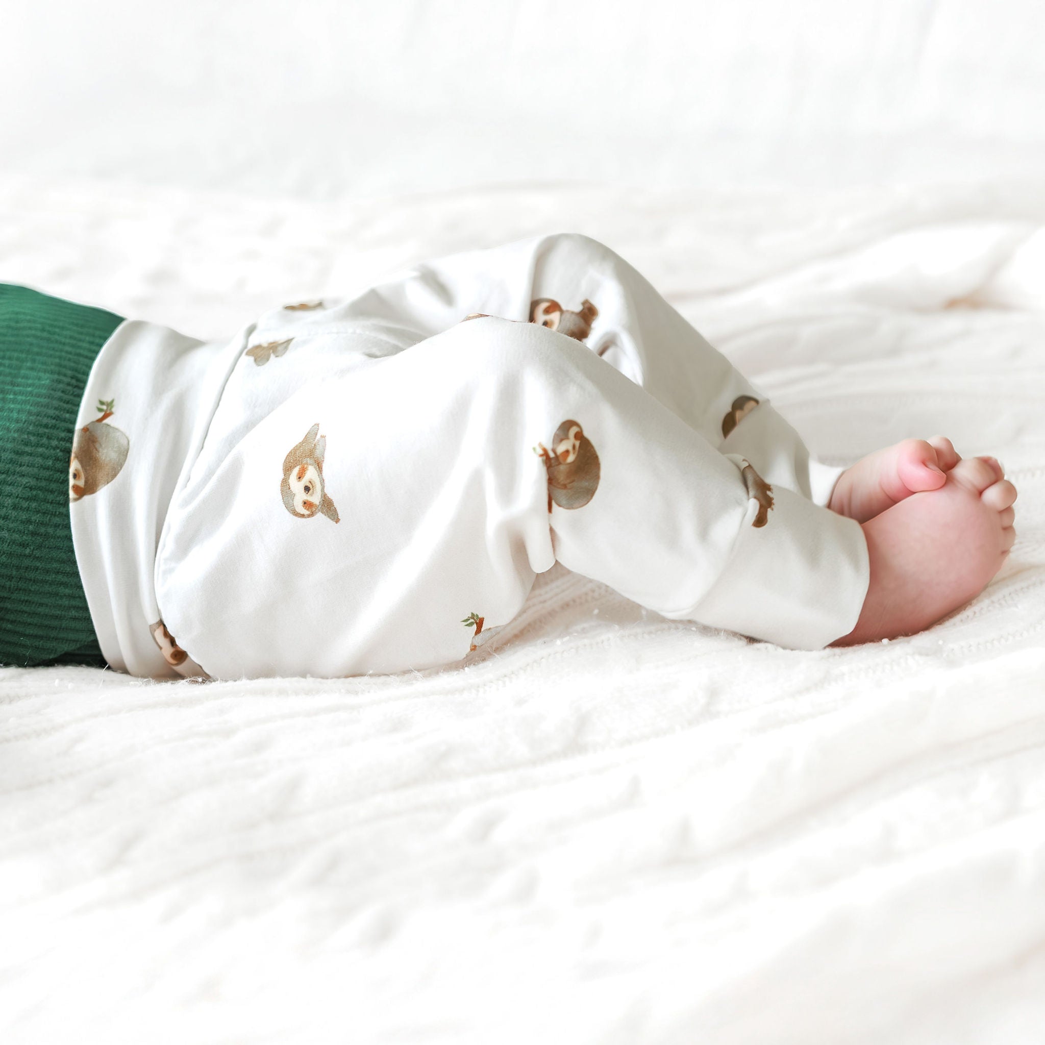 Sloths On Ivory Baby & Toddler Cotton Knit Leggings
