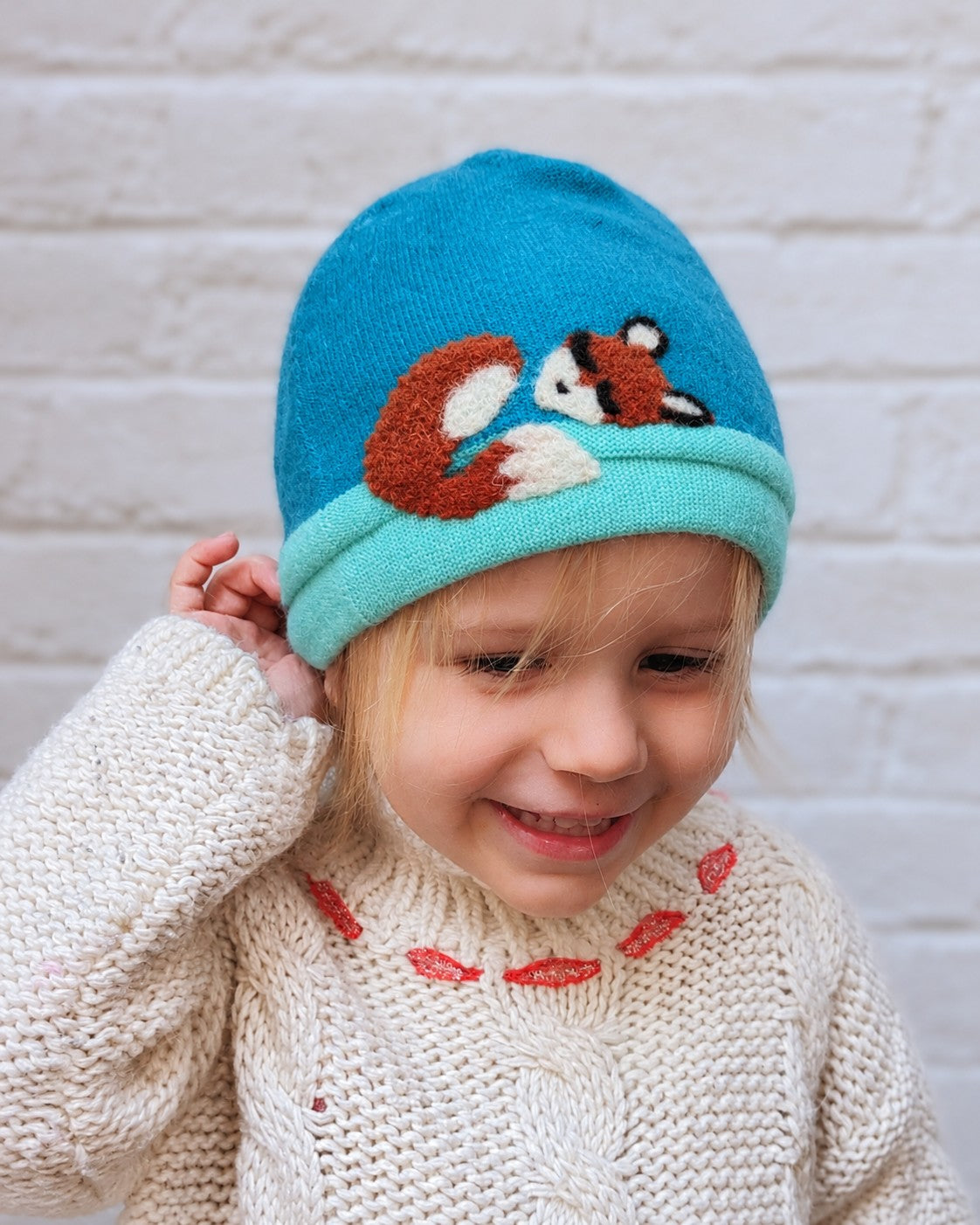 Sleeping Fox Cashmere Hat - Toddler