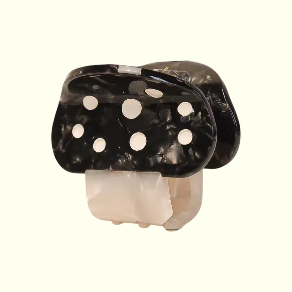 Toxic Mushroom Hair Claw
