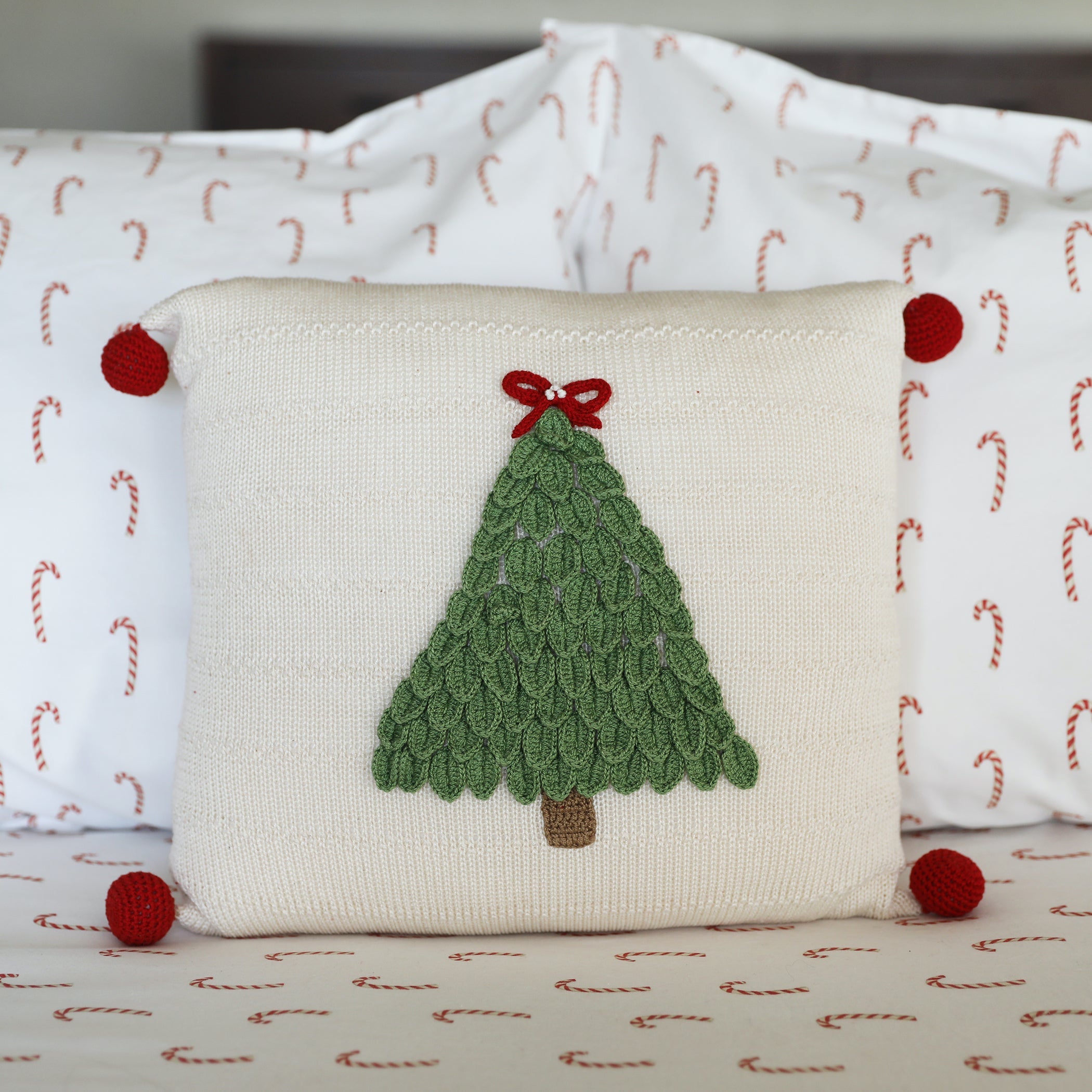 Christmas Tree 12" Pillow, Ecru