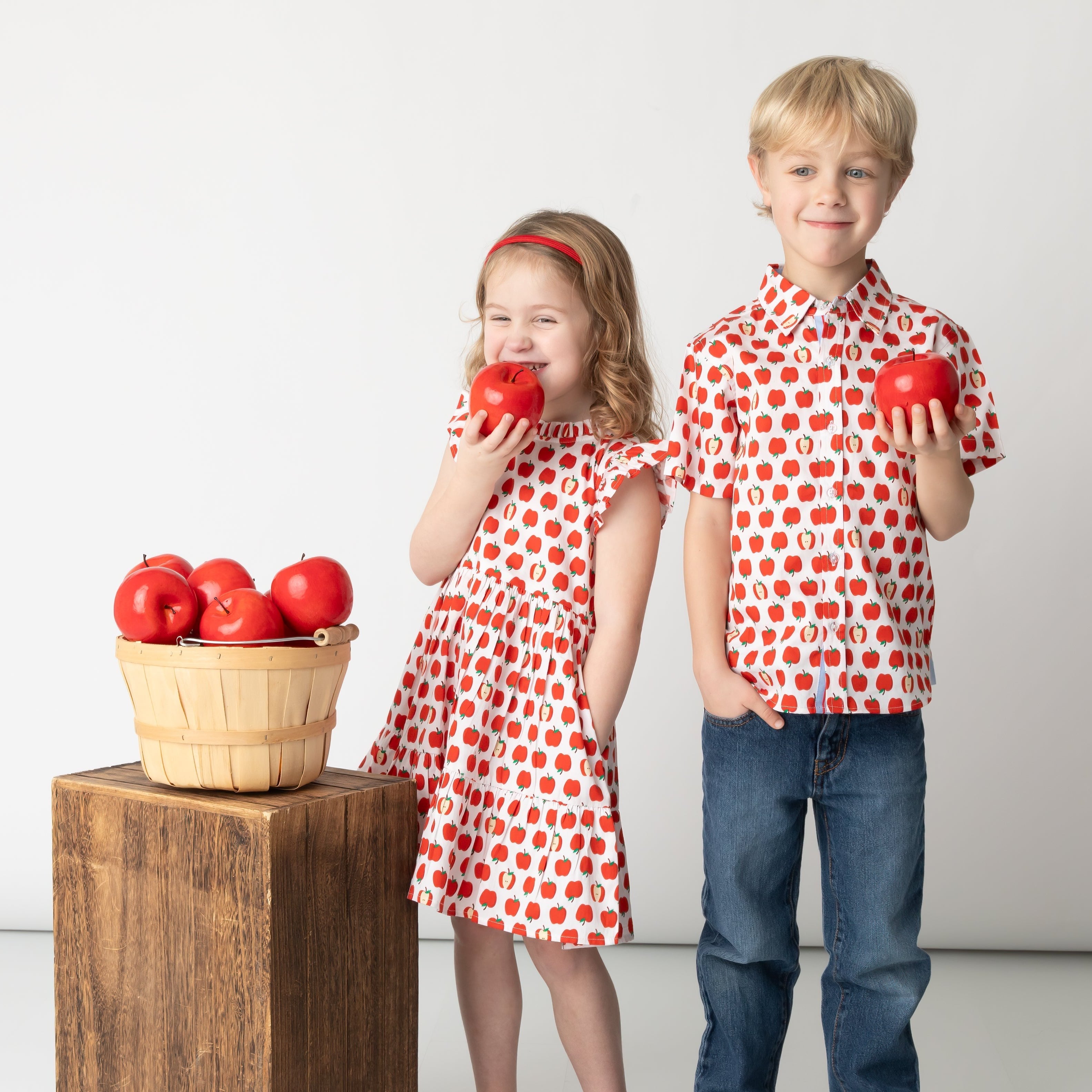 Red Delicious Shirt In Short Sleeves