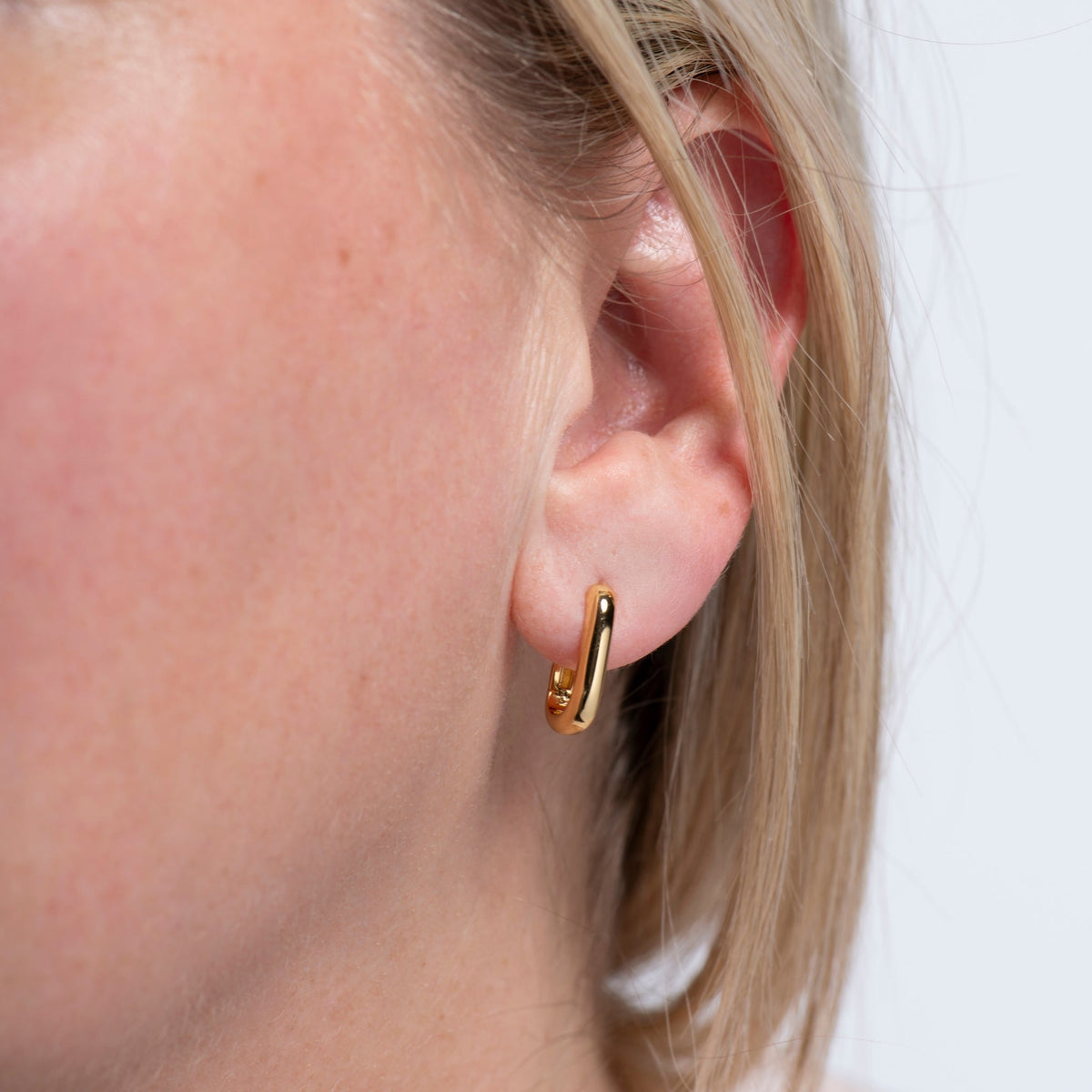 U-shaped Huggie Hoops