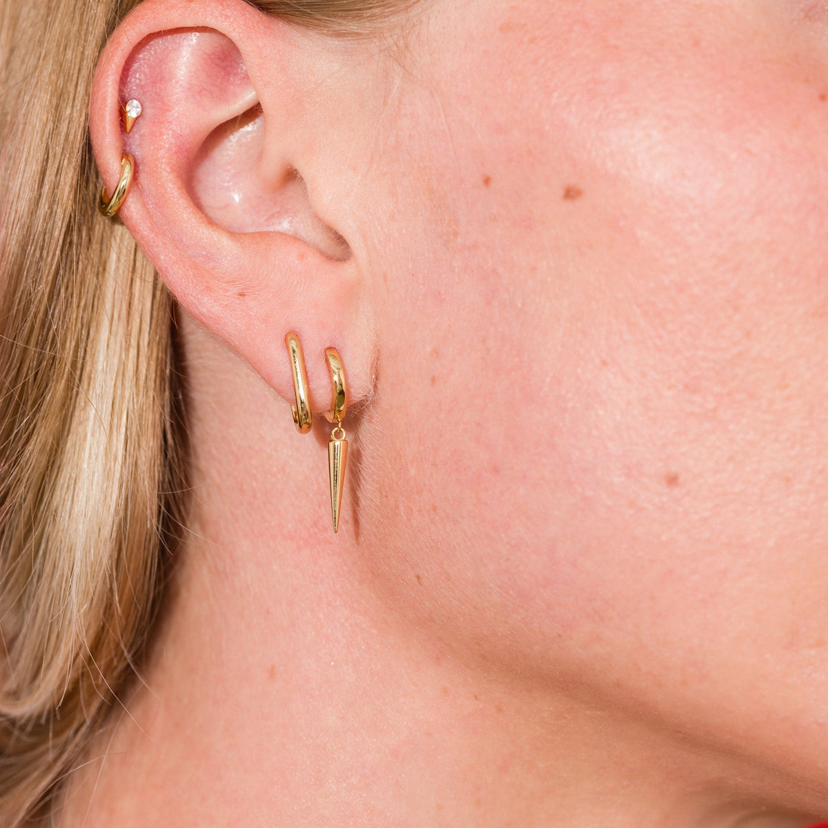 U-shaped Huggie Hoops