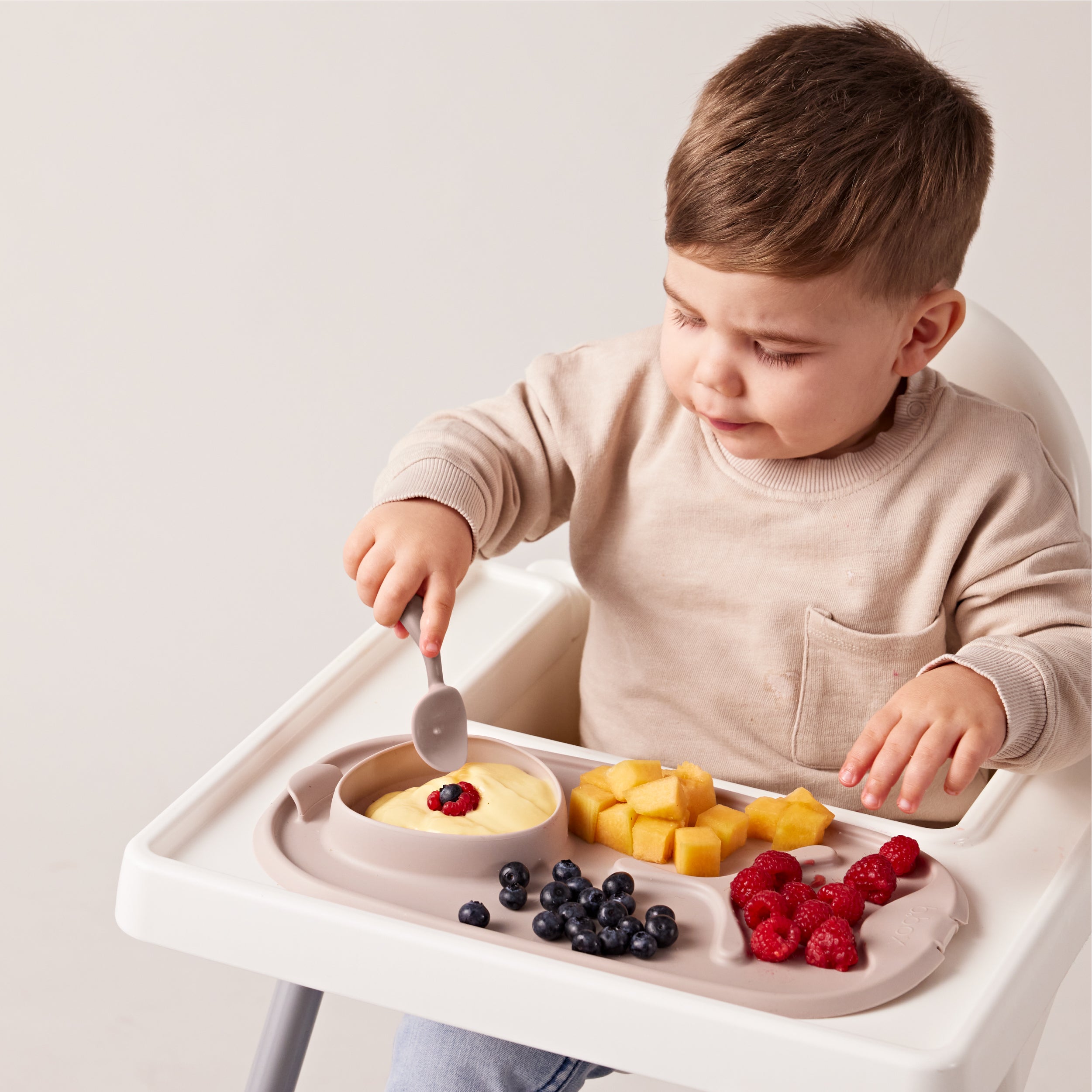 Roll + Go Mealtime Mat - Latte