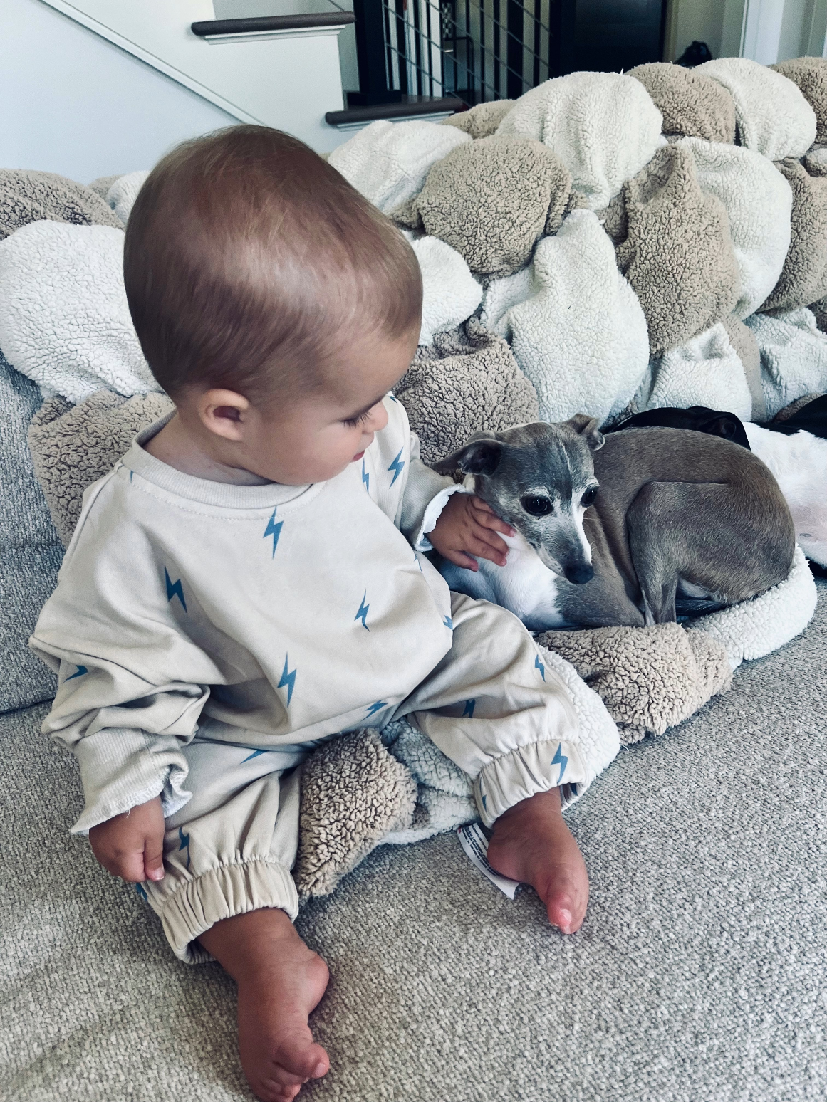 Leo Jogger Set | Lightning Bolt Jogger Outfit