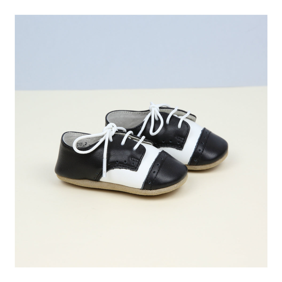 Bentley Leather Saddle Crib Shoe (infant)
