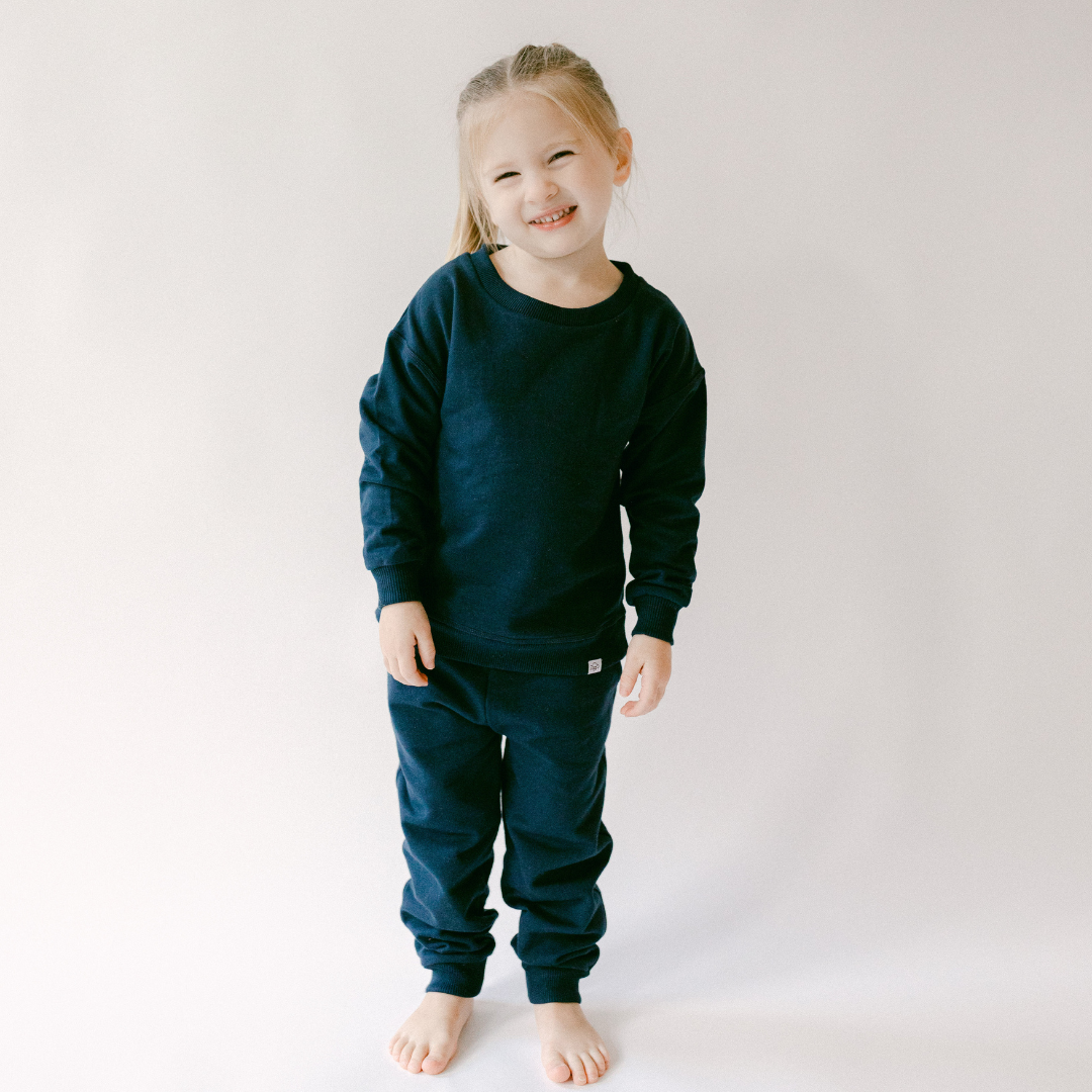 Leisure Sweat Set In Navy