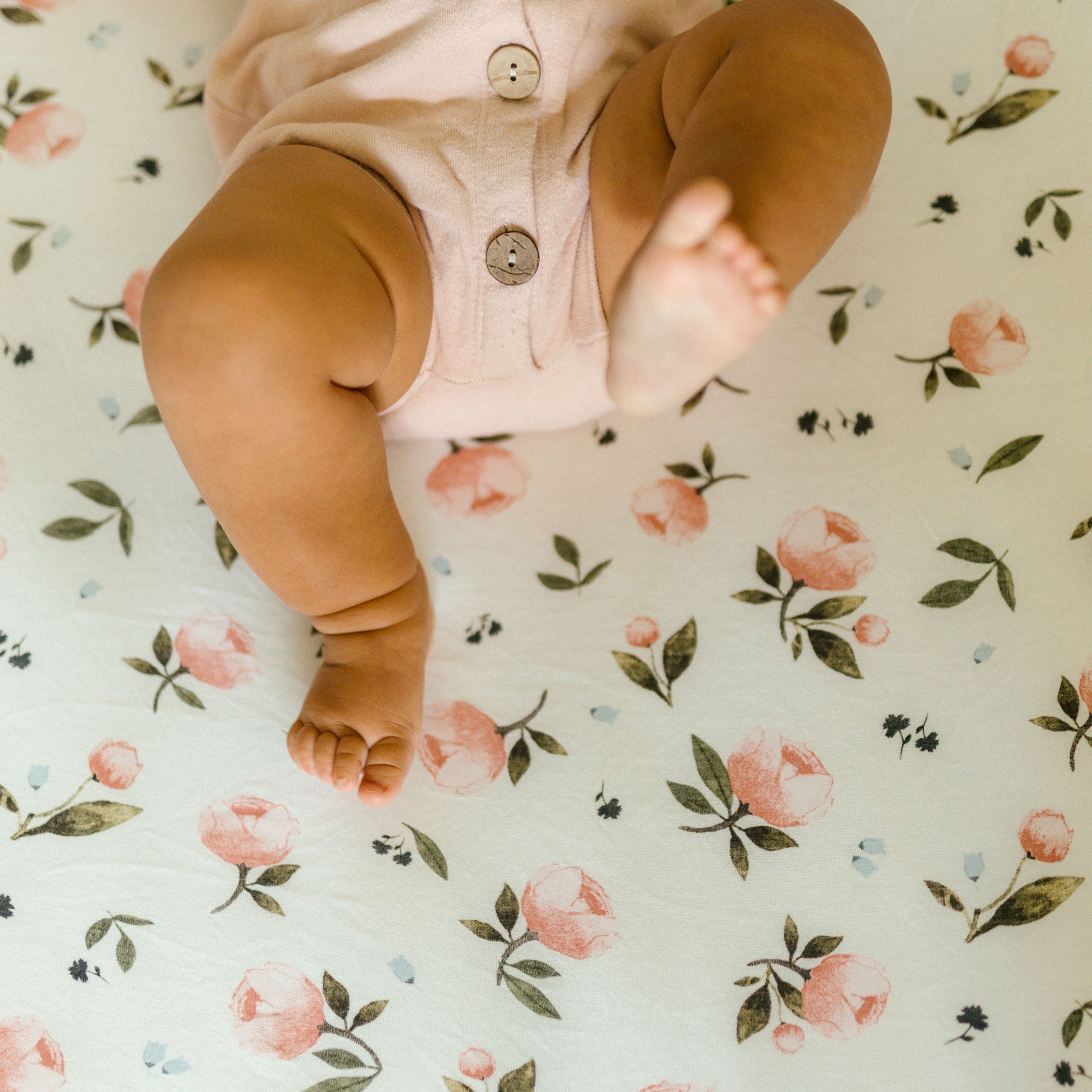 Stretch Knit Crib Sheet - Watercolor Rose