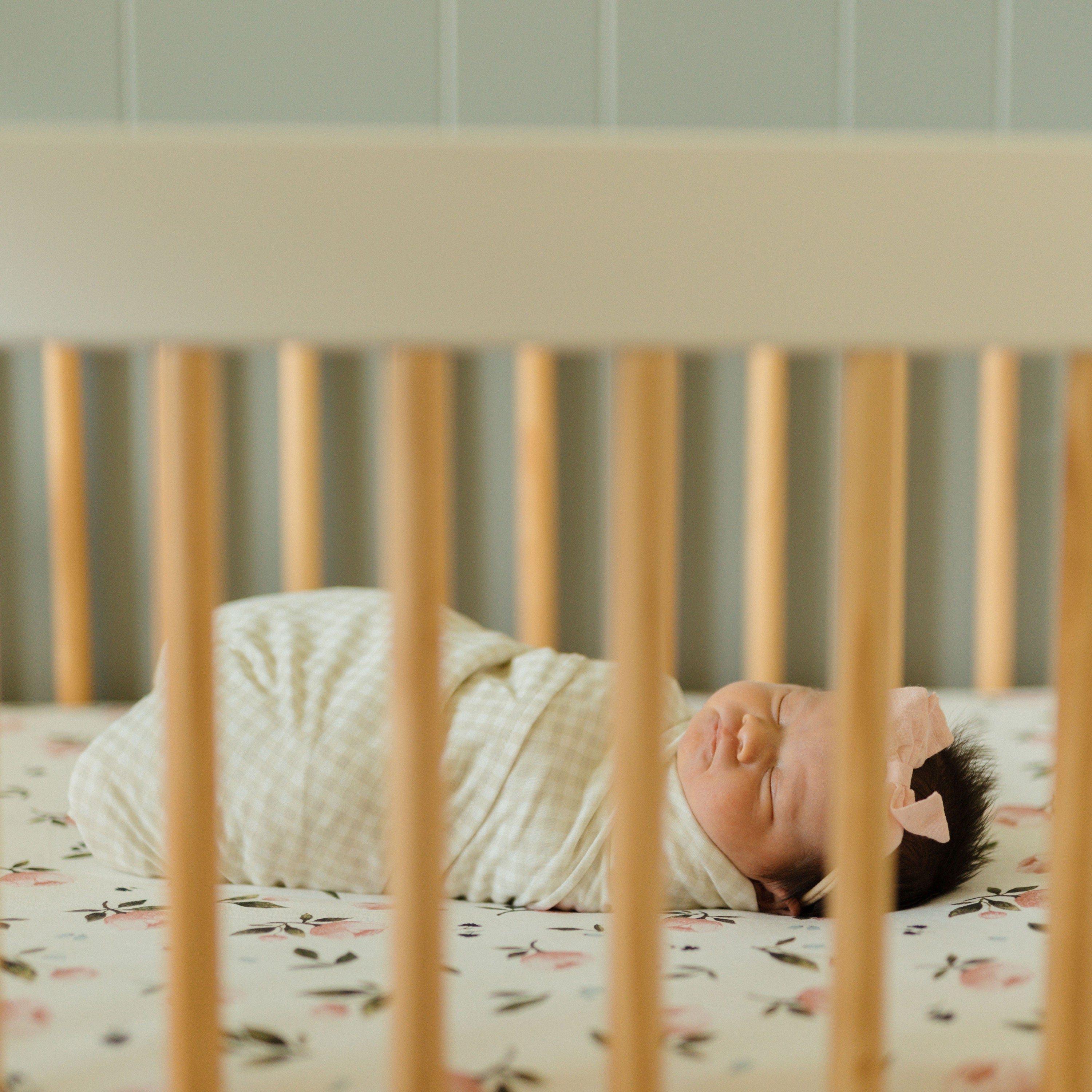 Stretch Knit Crib Sheet - Watercolor Rose