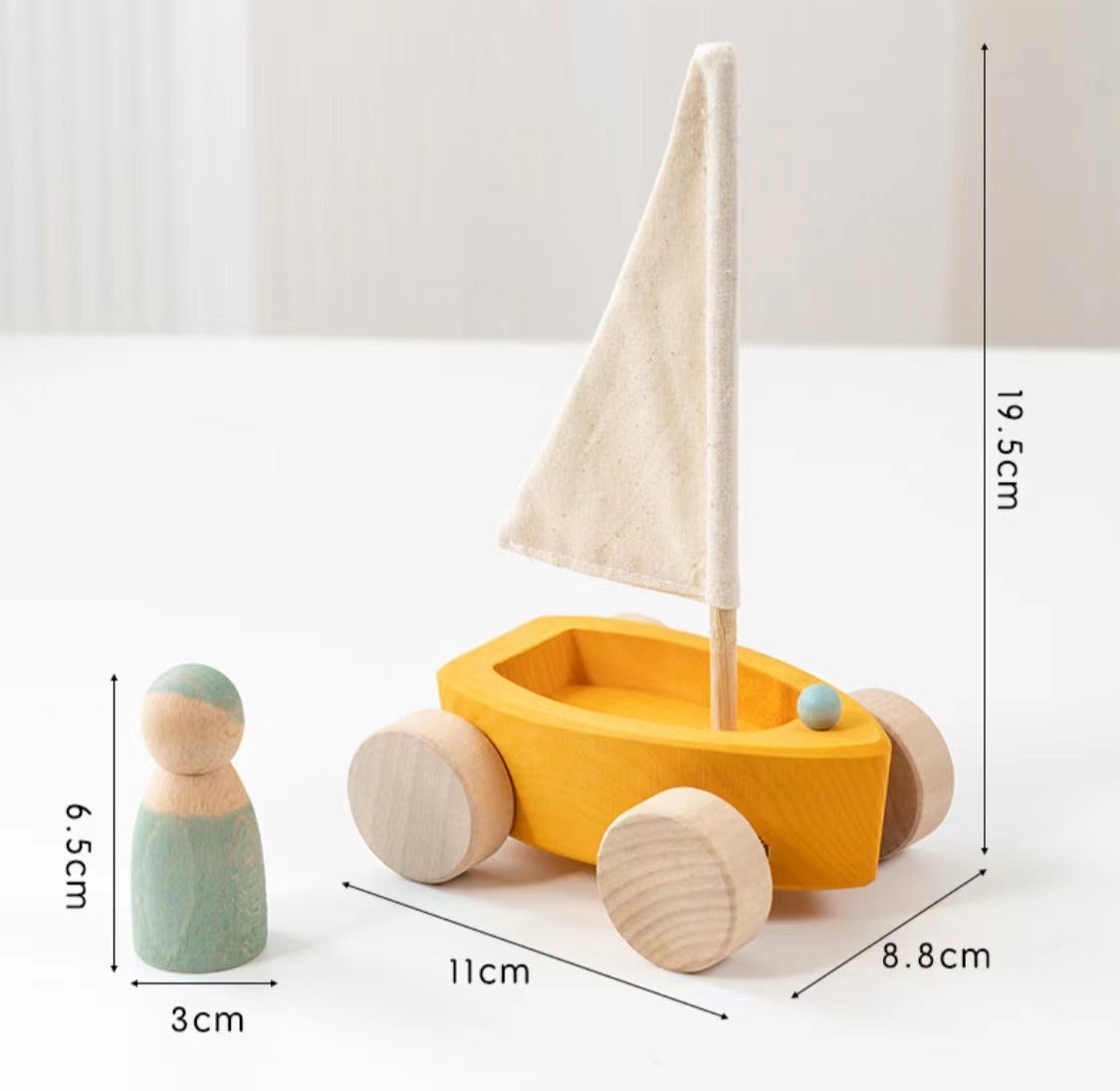 4 Pcs Stained Wooden Land Yachts Set With 4 Pcs Peg Dolls