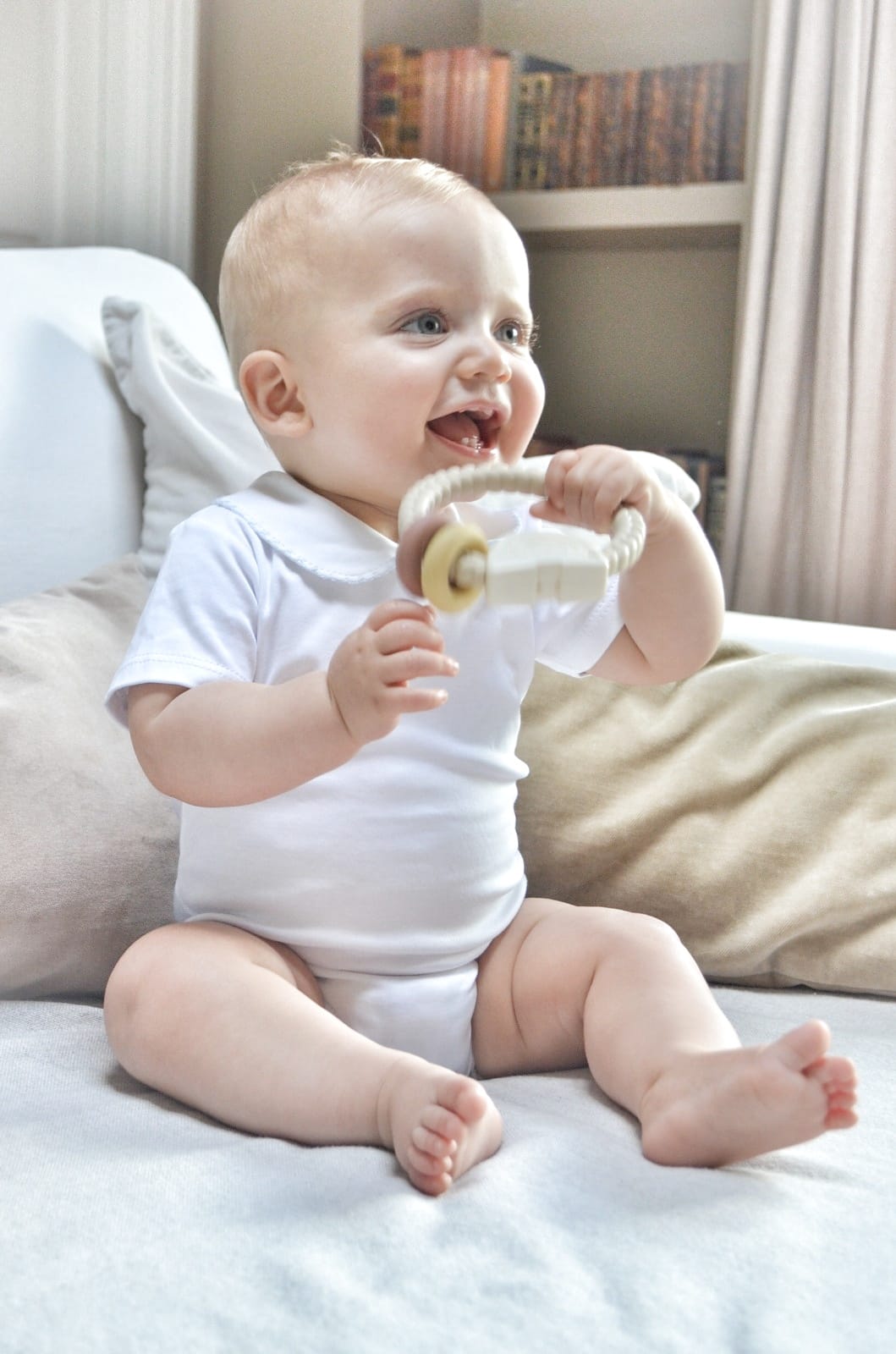 Short Sleeve Bebe Collar Bodysuit, White & Blue