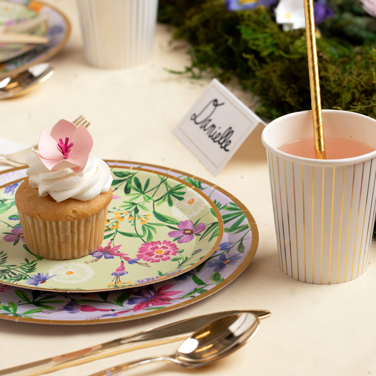 Wildflowers Large Plates (10 Per Pack)