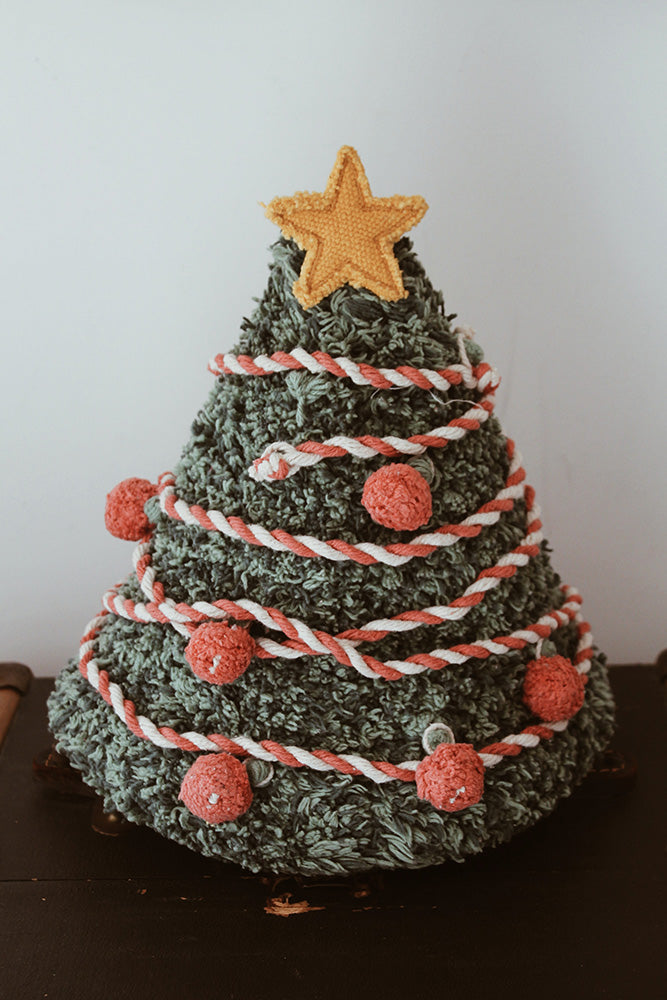 DIY CHRISTMAS TREE