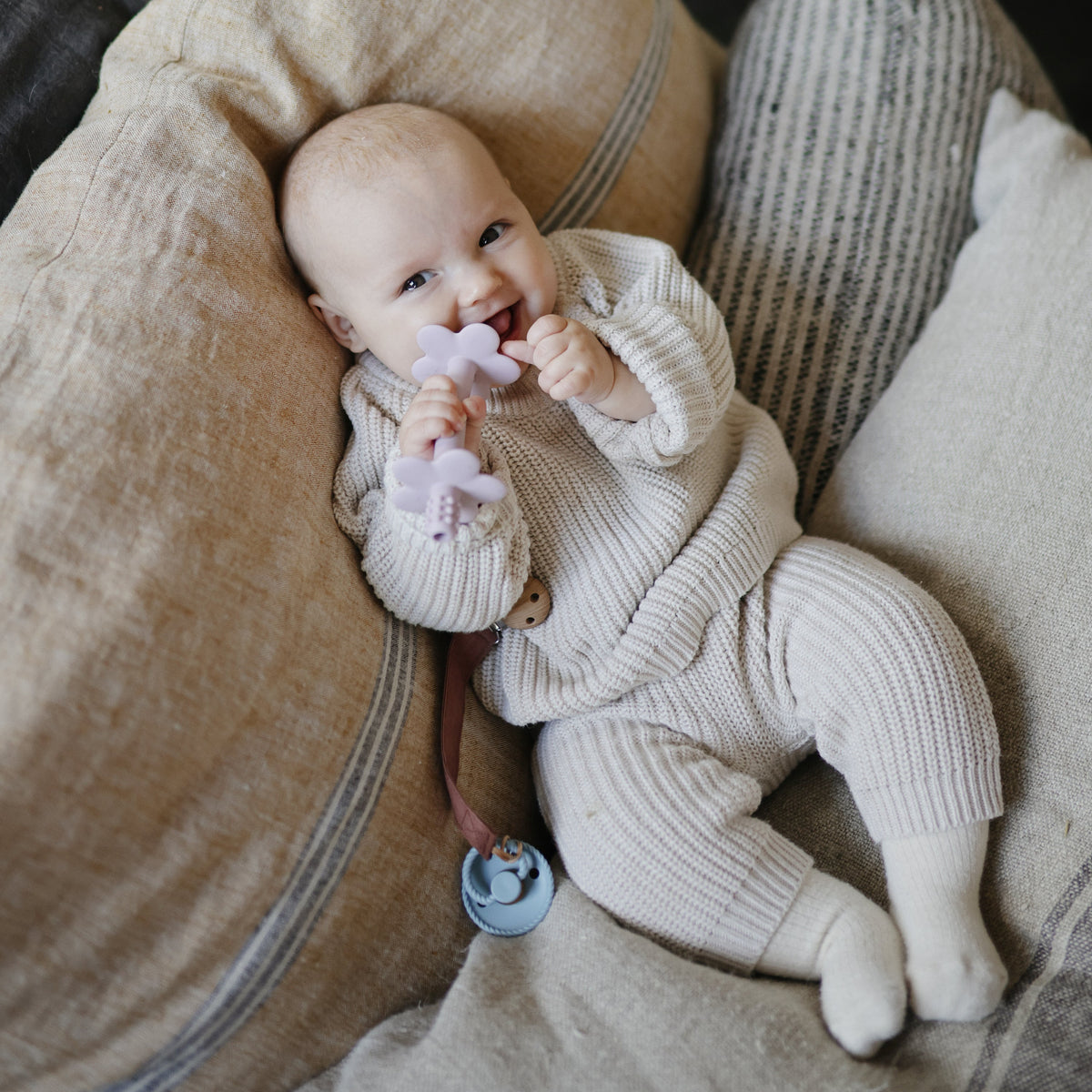 Linen Pacifier Clip 2-pack