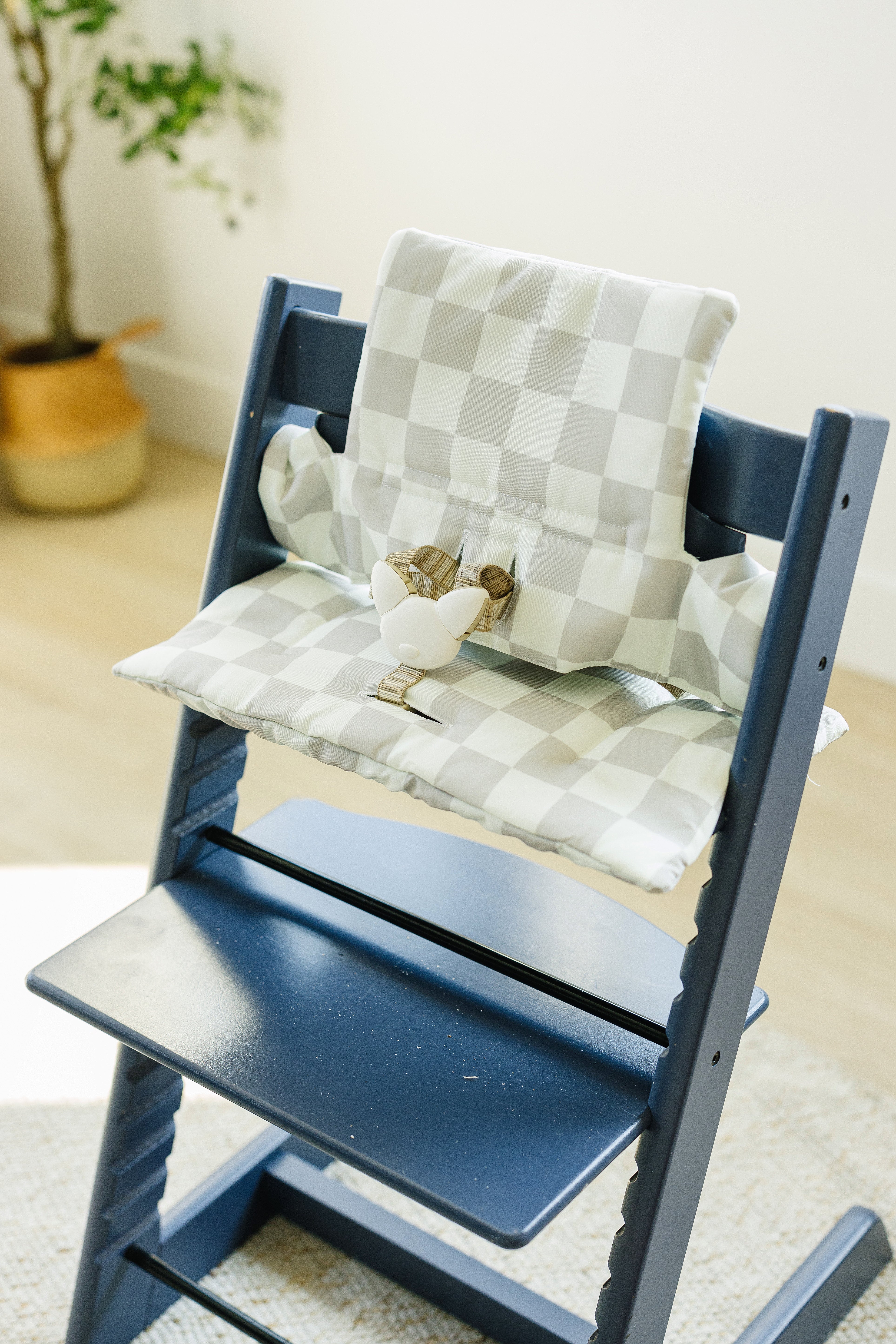 Neutral Checker Cushion For The Stokke Tripp Trapp Highchair