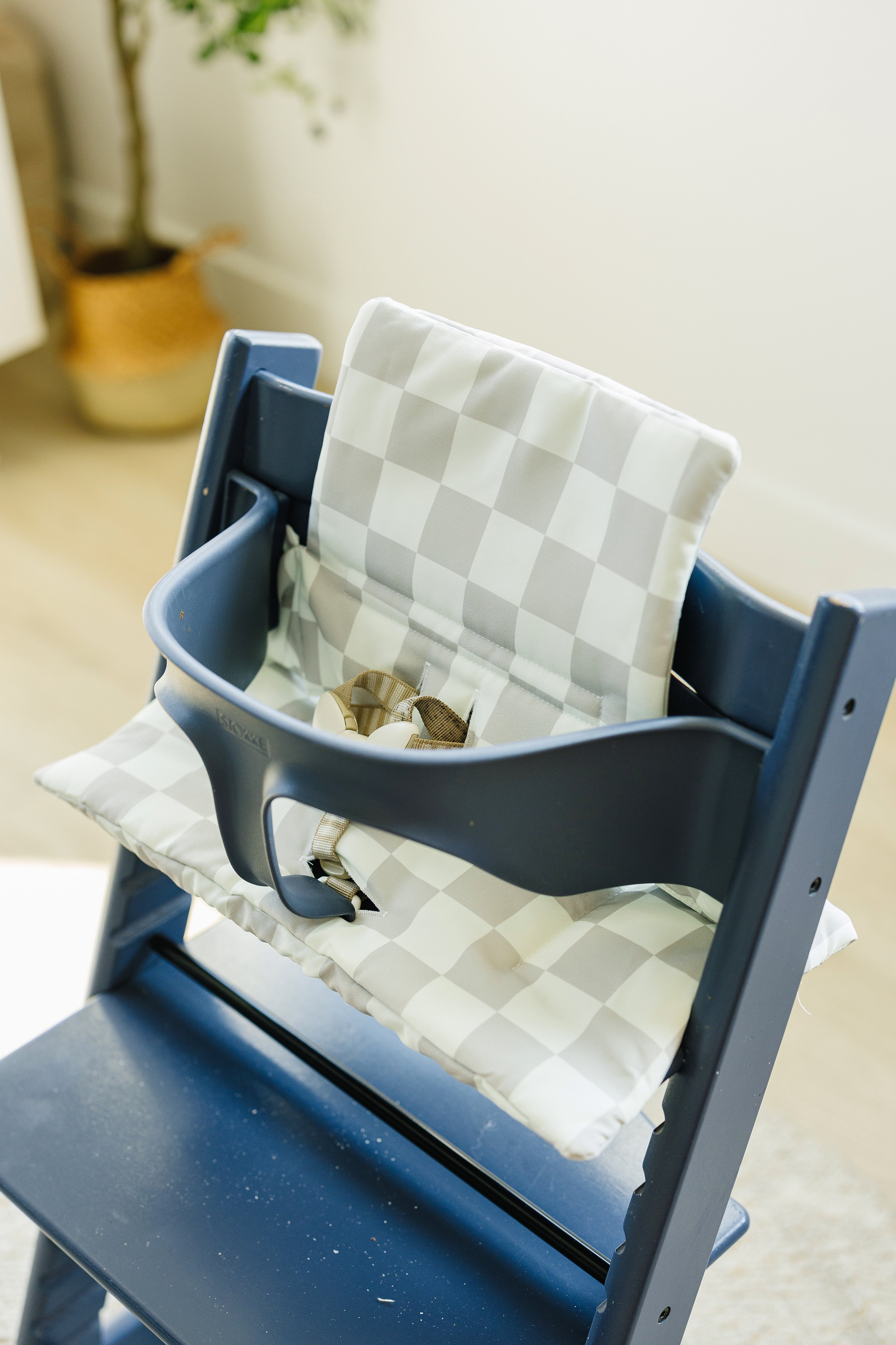 Neutral Checker Cushion For The Stokke Tripp Trapp Highchair